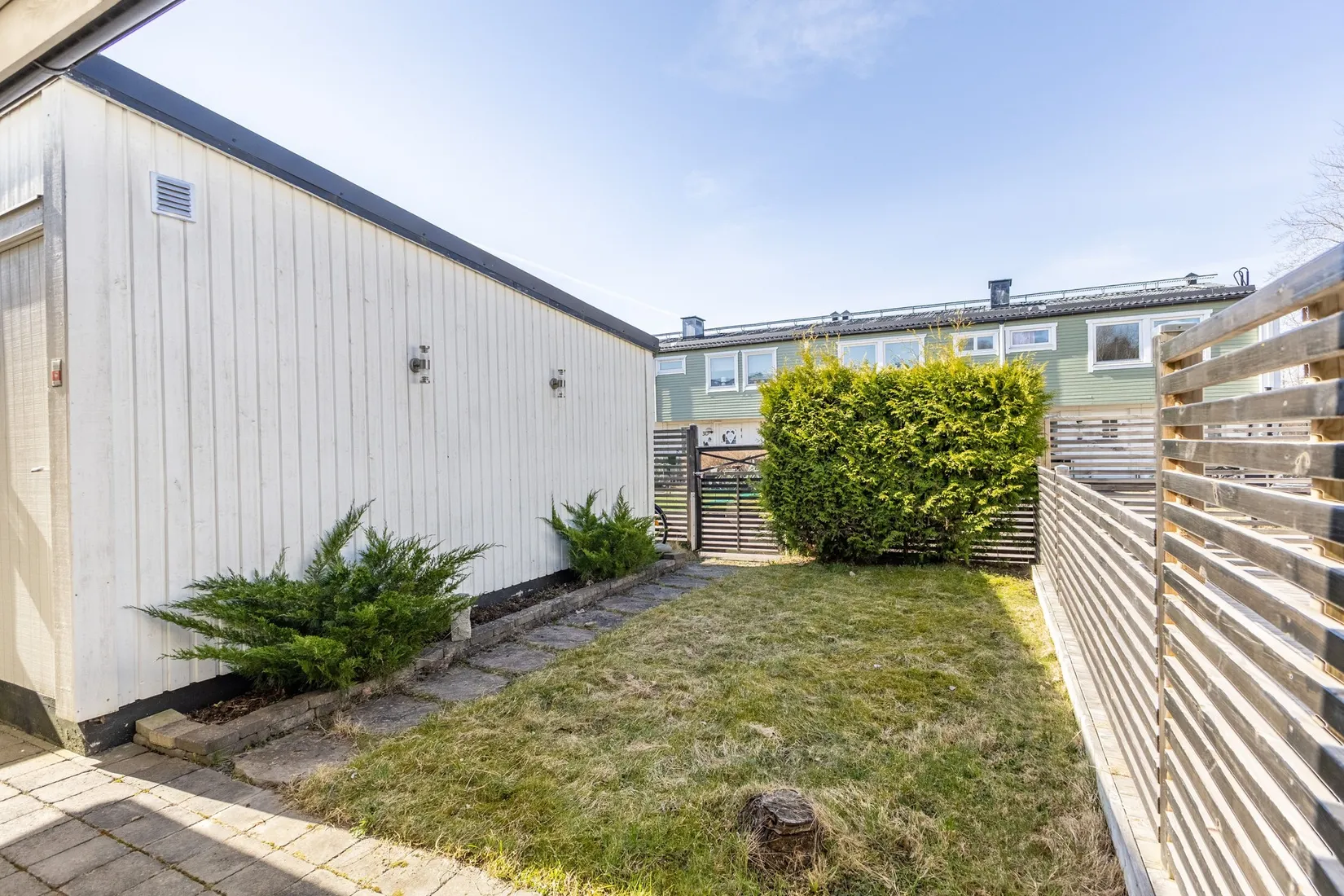 Villa, Ringensons väg 5E, Johannisdal, Köping