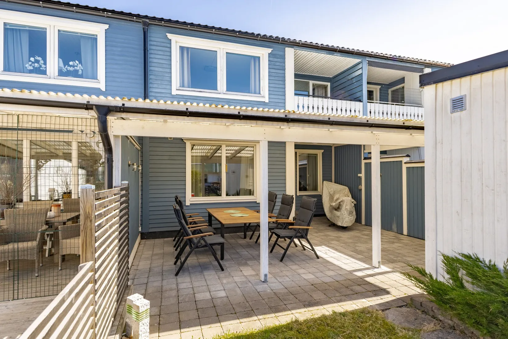 Villa, Ringensons väg 5E, Johannisdal, Köping