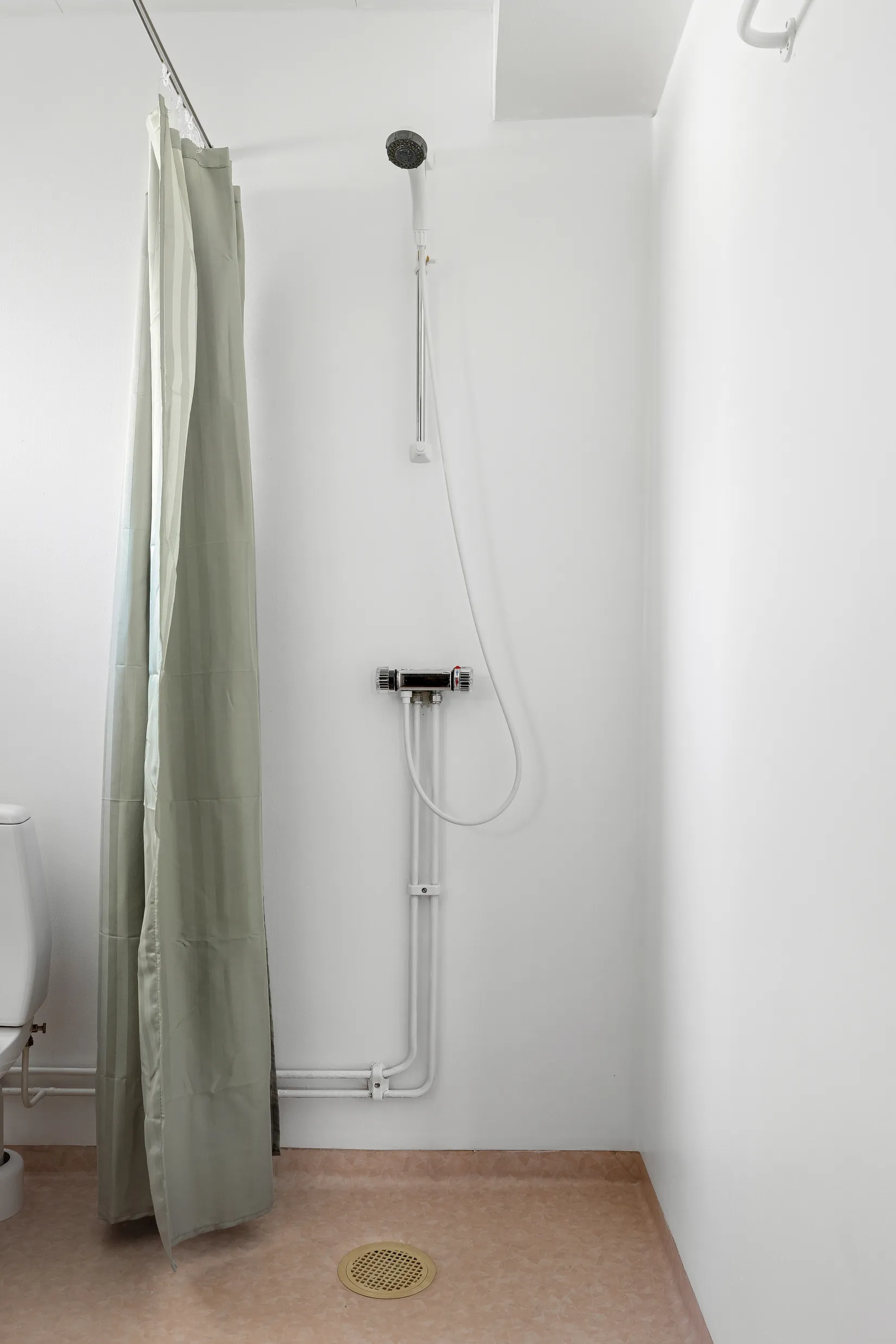 Villa, Radhus, Stallbacken 12, Bålsta Gillmarksbyn, Håbo