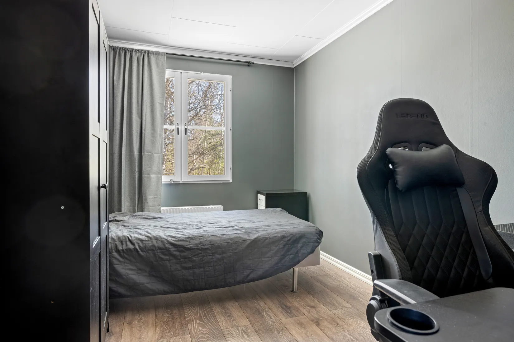 Villa, Radhus, Stallbacken 12, Bålsta Gillmarksbyn, Håbo