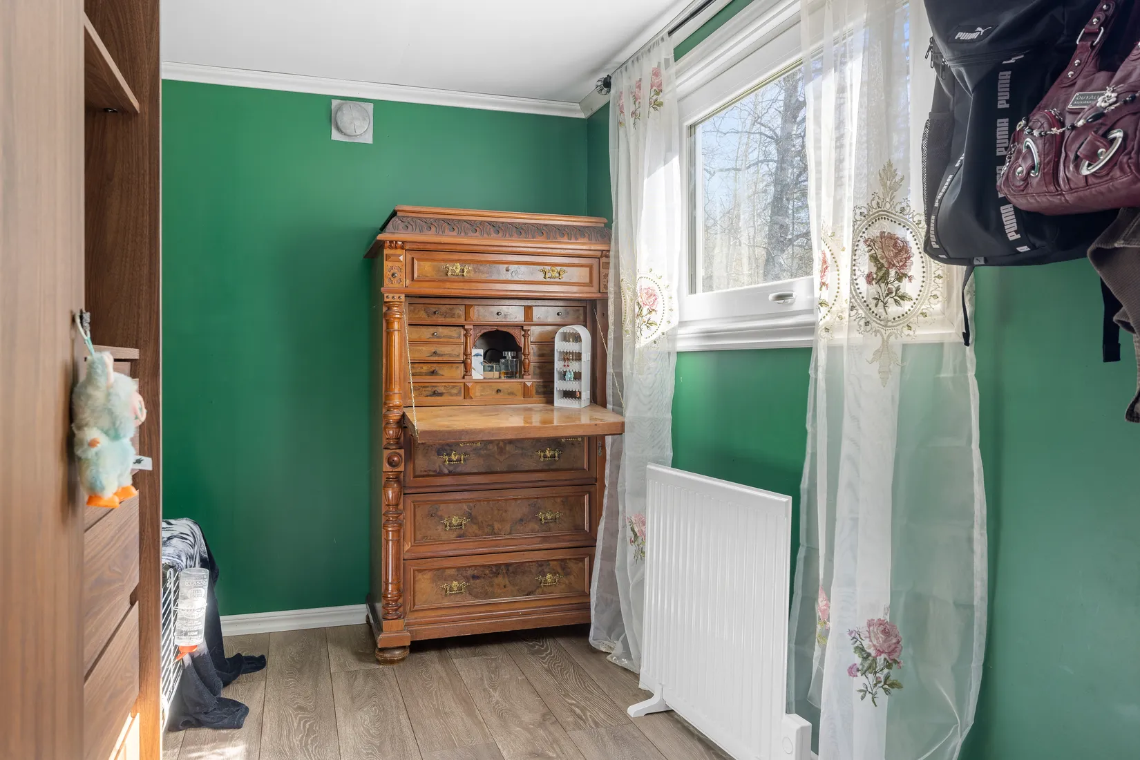 Villa, Radhus, Stallbacken 12, Bålsta Gillmarksbyn, Håbo