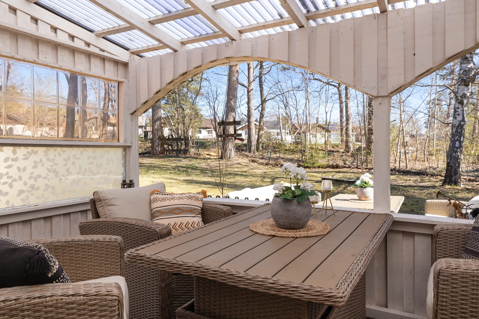 Villa, Radhus, Stallbacken 12, Bålsta Gillmarksbyn, Håbo