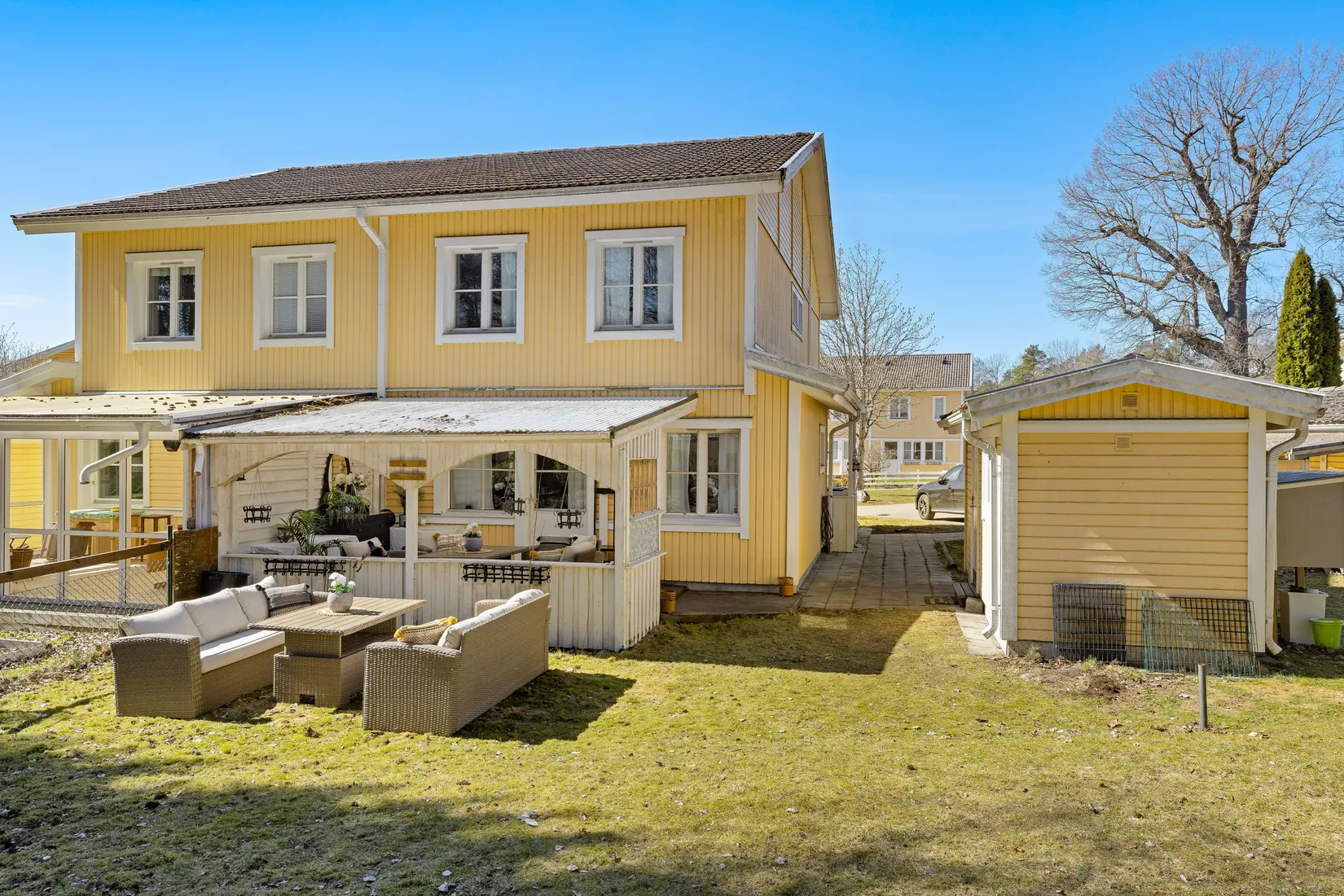 Villa, Radhus, Stallbacken 12, Bålsta Gillmarksbyn, Håbo