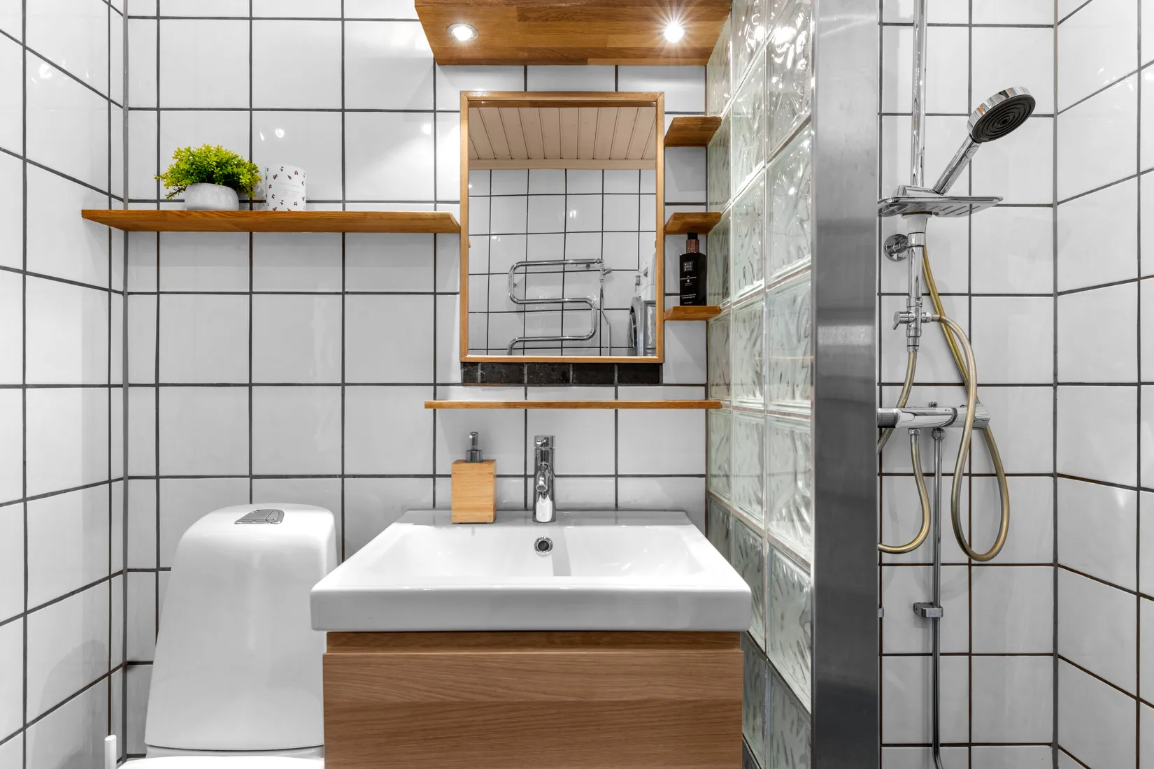 Bostadsrätt, Vitlöksgränd 3, Tyresö Centrum/Farmarstigen, Tyresö