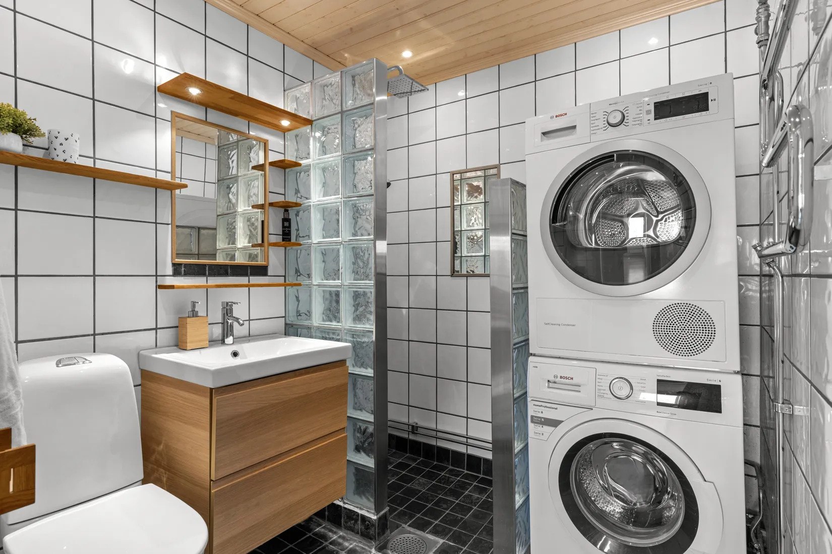 Bostadsrätt, Vitlöksgränd 3, Tyresö Centrum/Farmarstigen, Tyresö