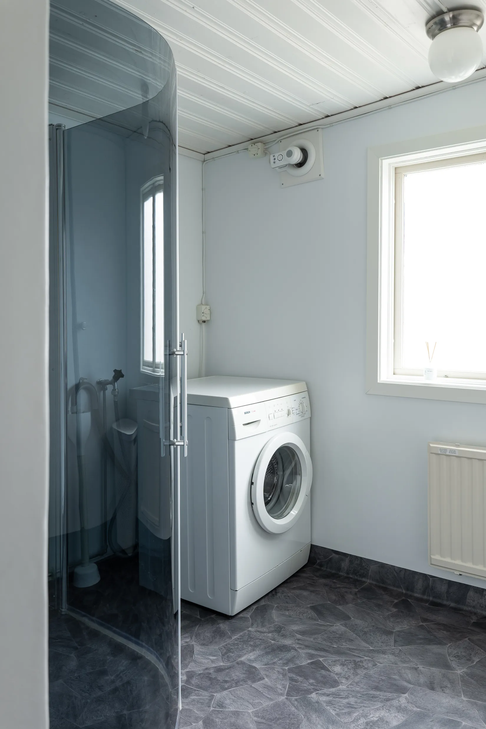 Villa, Skogsborg 113, Skogsborg/Kyrkesund, Tjörn