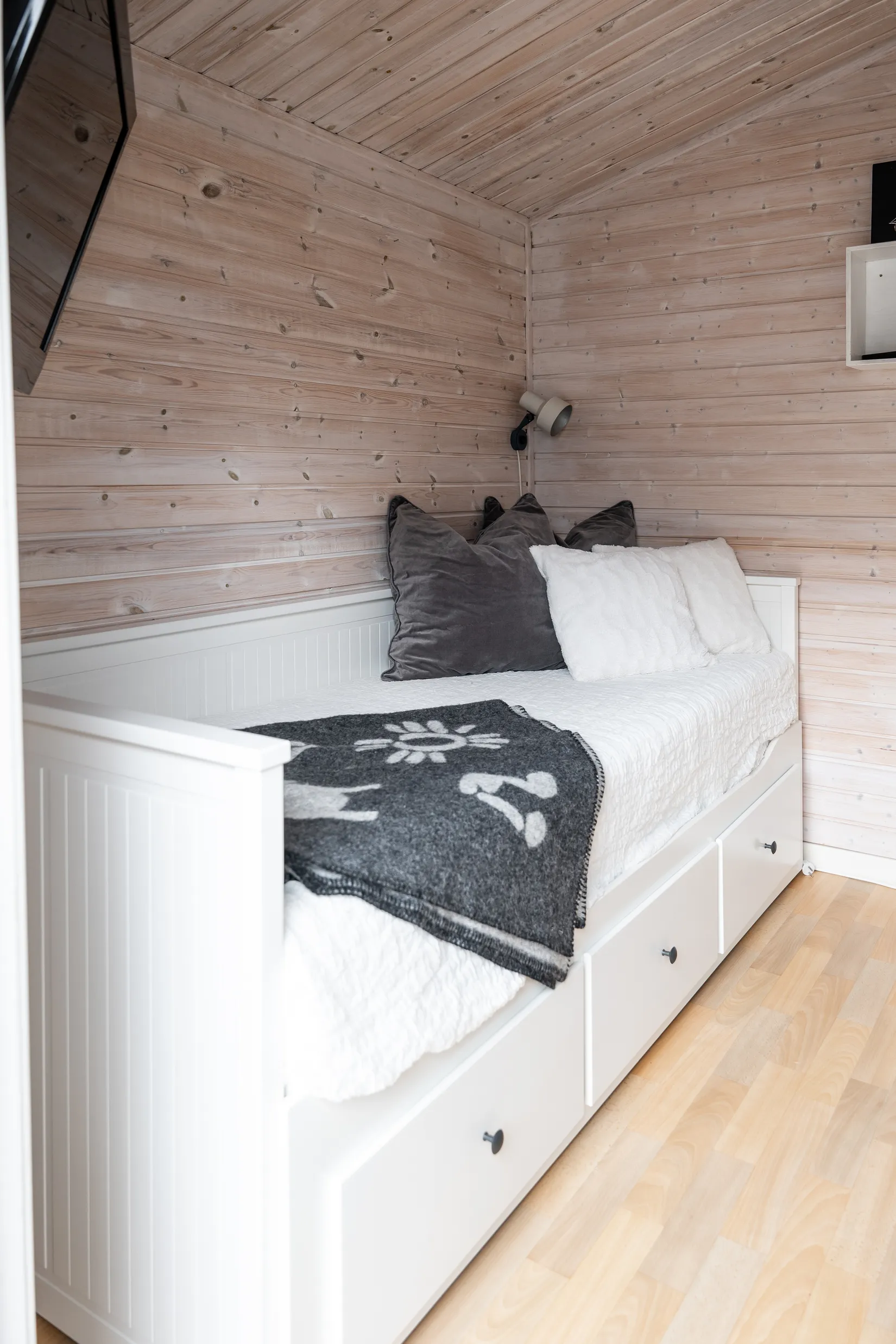 Villa, Skogsborg 113, Skogsborg/Kyrkesund, Tjörn