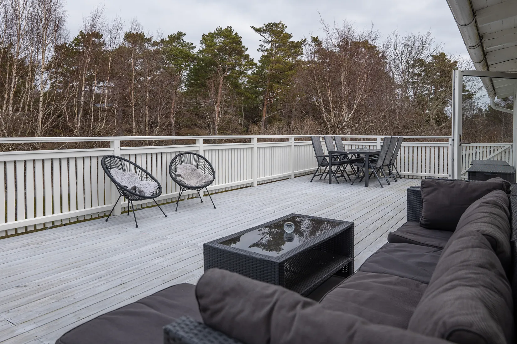 Villa, Skogsborg 113, Skogsborg/Kyrkesund, Tjörn