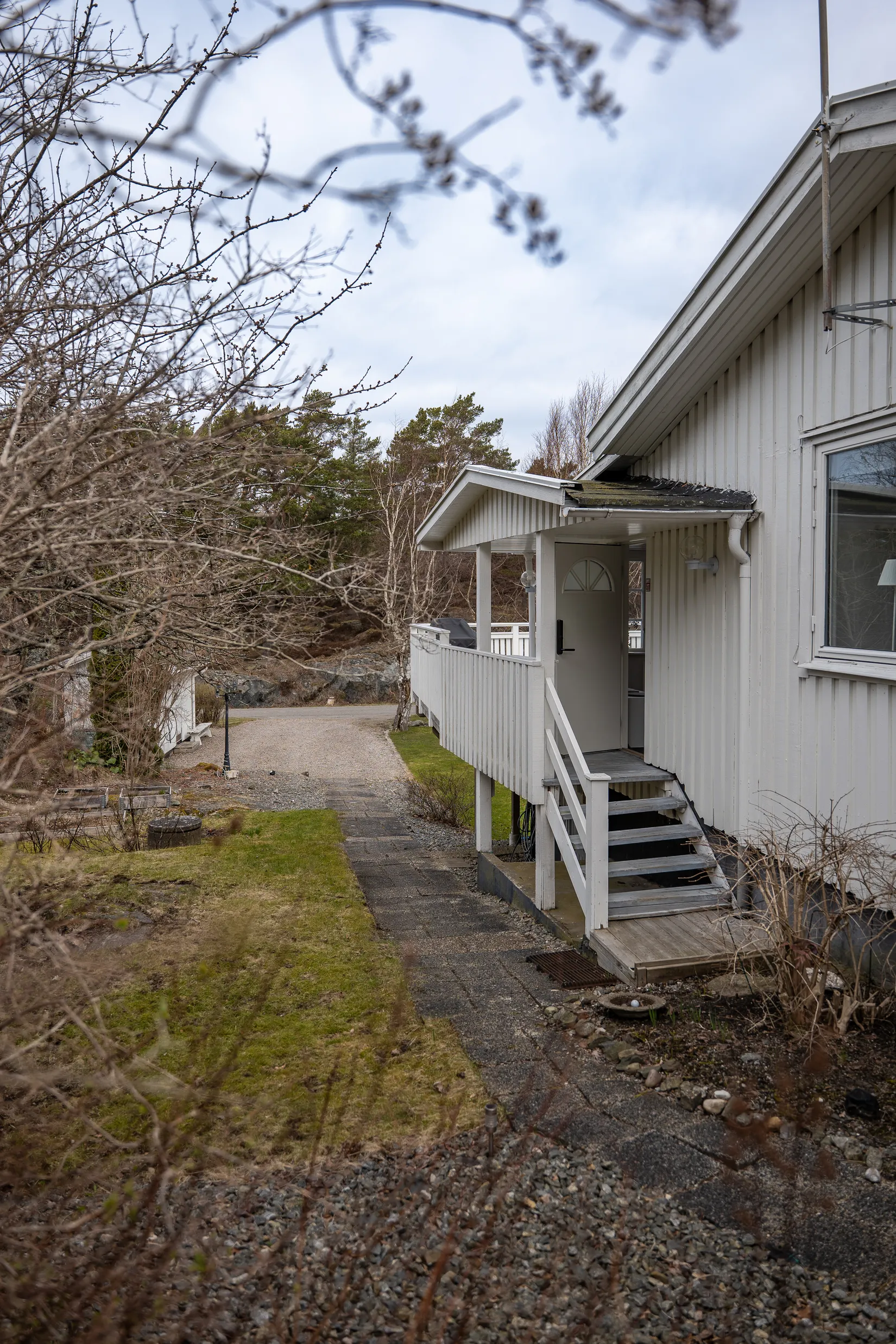 Villa, Skogsborg 113, Skogsborg/Kyrkesund, Tjörn