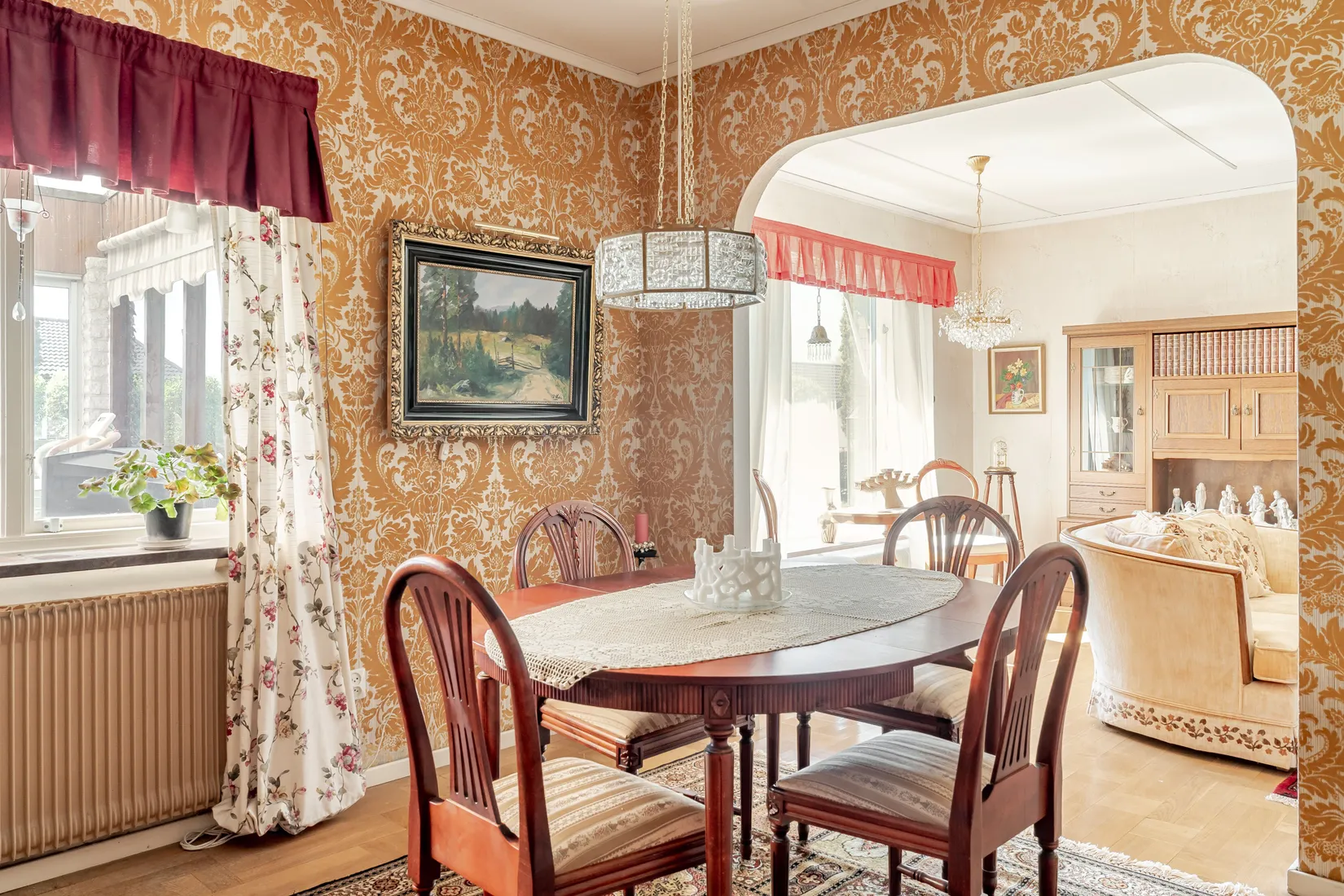 Villa, Gullarpsvägen 9, Centralt, Eslöv