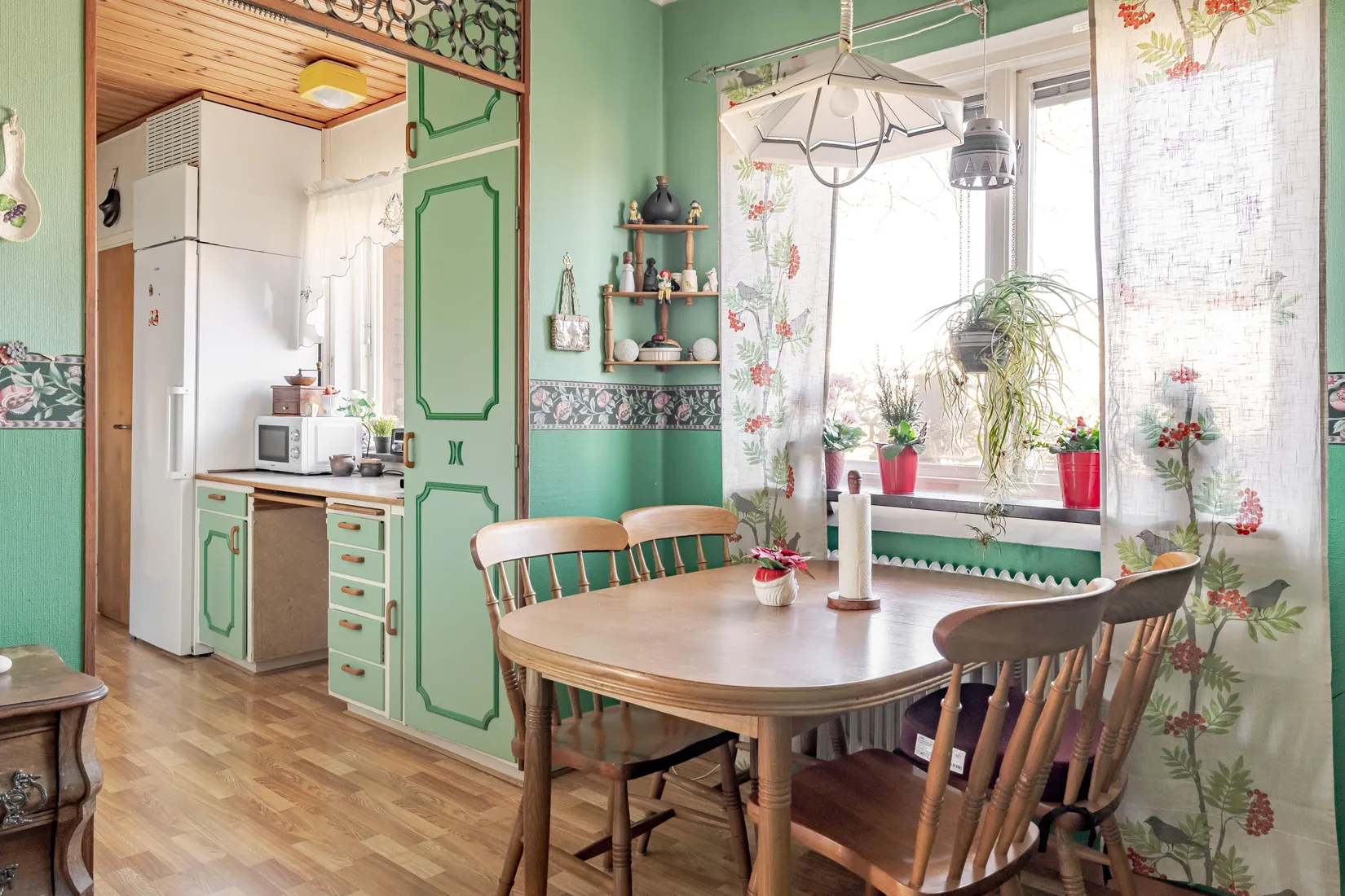 Villa, Gullarpsvägen 9, Centralt, Eslöv