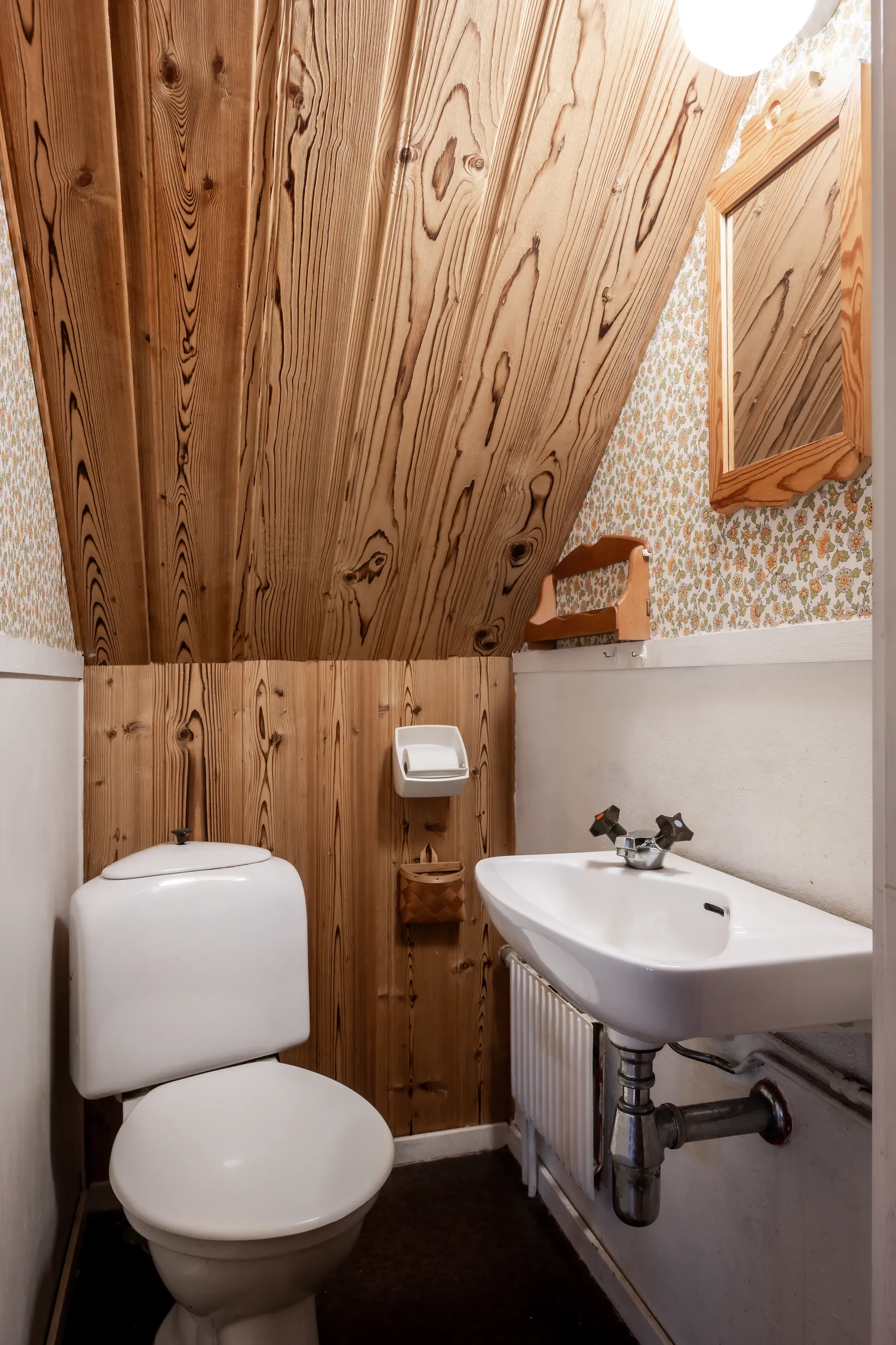 Villa, Källgatan 27, Brämhult, Borås