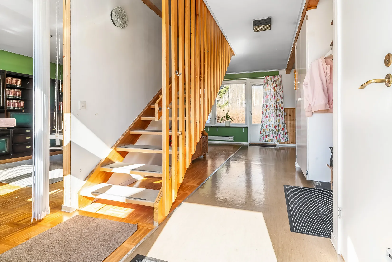 Villa, Radhus, Orrholmsvägen 23C, Källviken, Falun