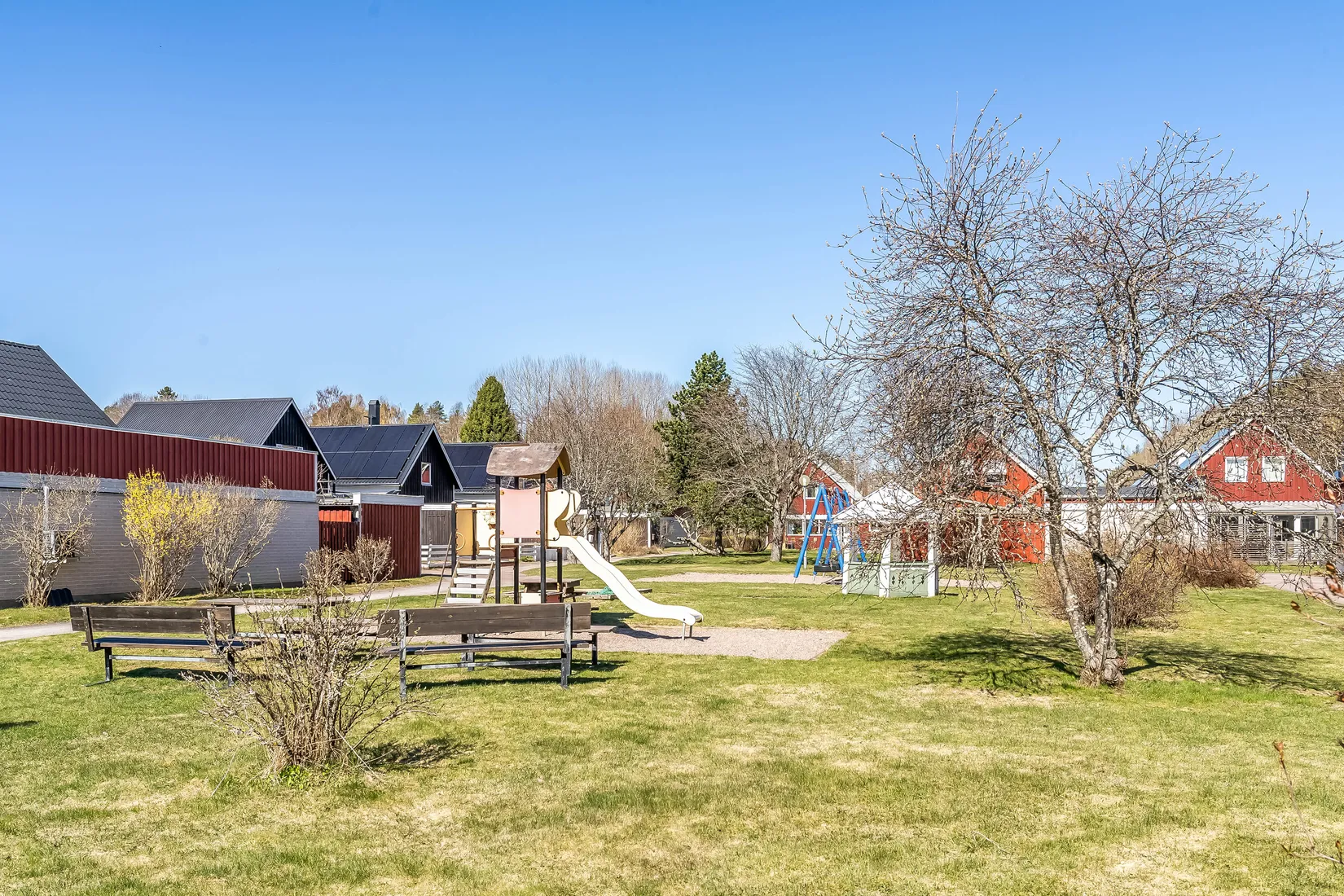 Villa, Radhus, Orrholmsvägen 23C, Källviken, Falun