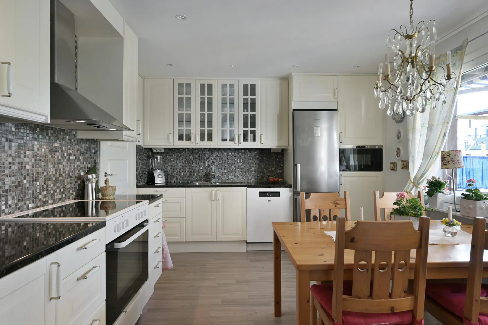 Villa, Radhus, Gräsåkersvägen 15B, Ekerö Gräsåker, Ekerö