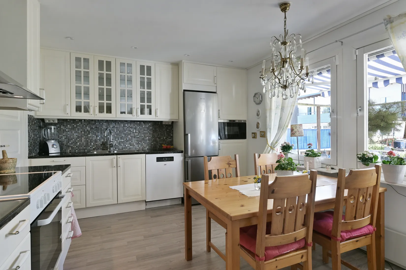 Villa, Radhus, Gräsåkersvägen 15B, Ekerö Gräsåker, Ekerö