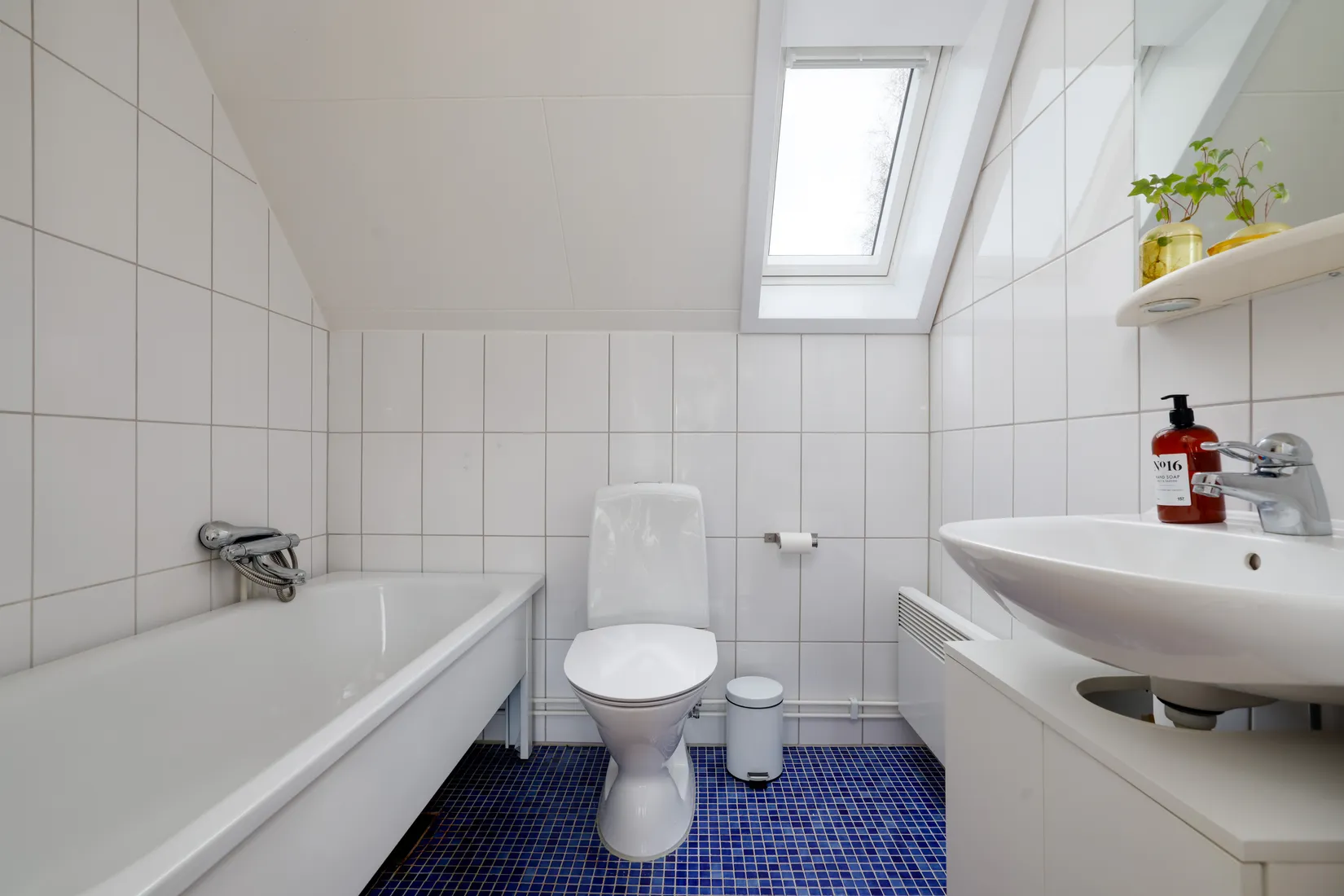 Bostadsrätt, Radhus, Gladarbergsvägen 9, Hovsta, Örebro