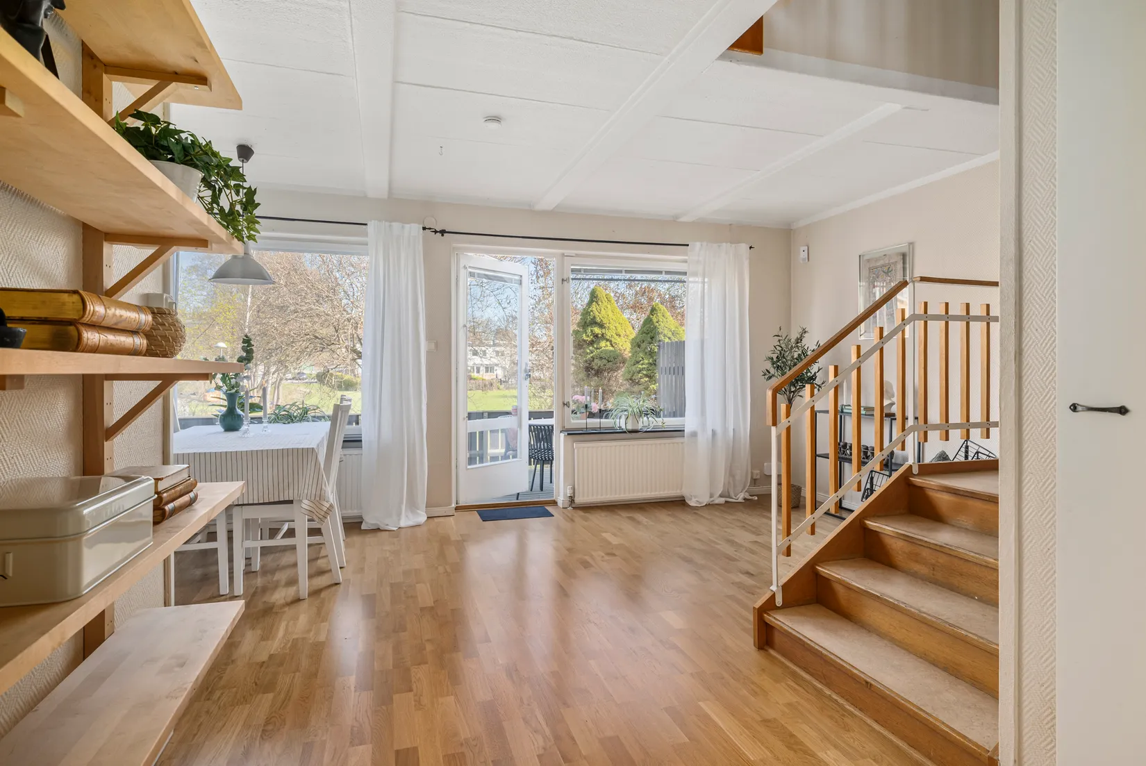 Villa, Radhus, Hagmarksvägen 7, Nälsta, Stockholm