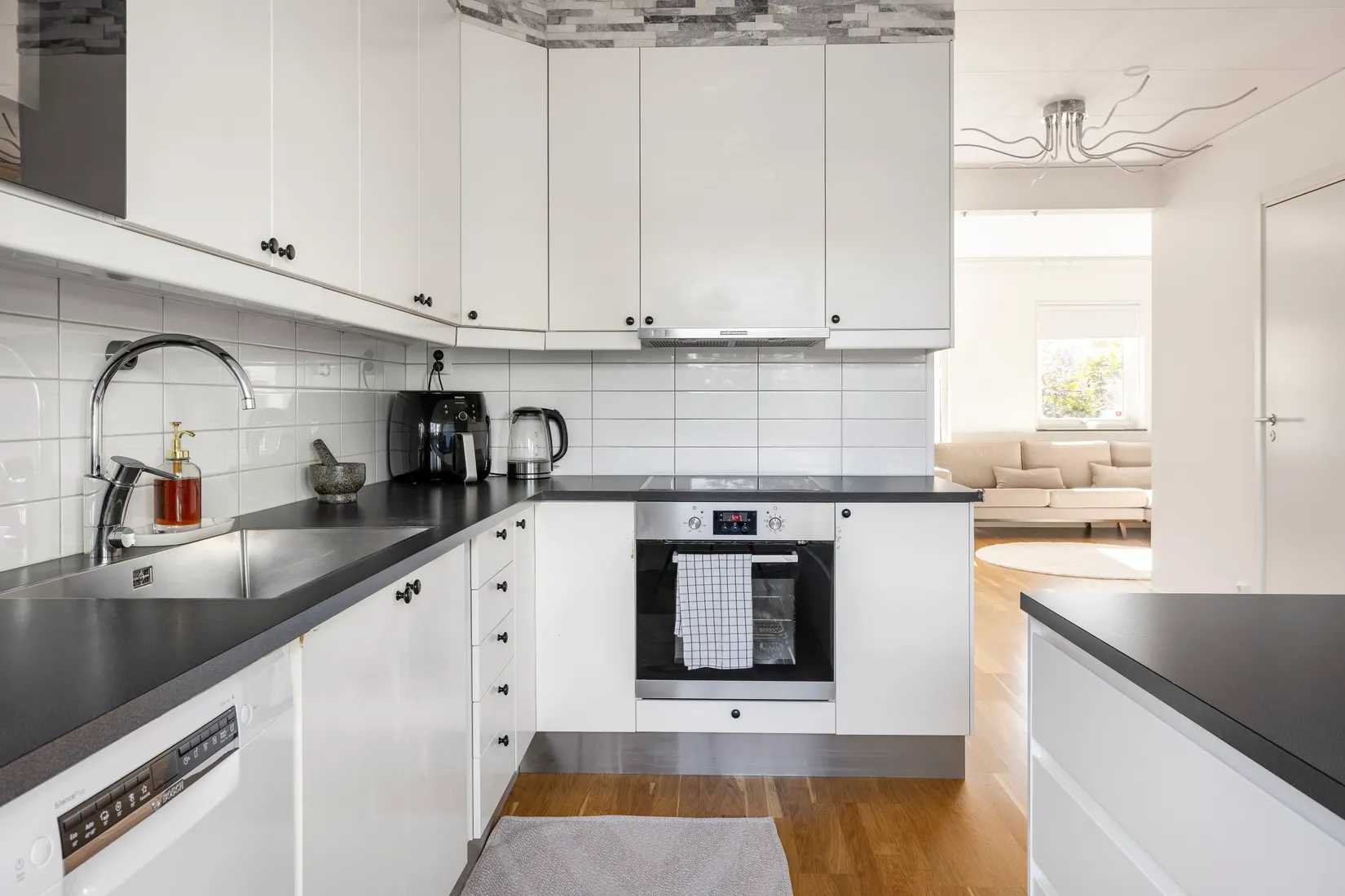 Bostadsrätt, Radhus, Åsgatan 81B, Alsike, Knivsta