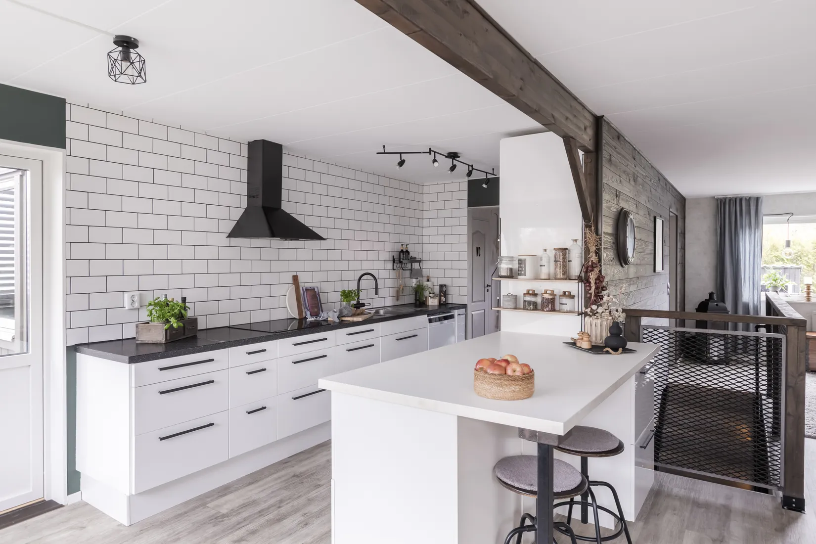 Villa, Oxelvägen 18, Mölnlycke - Skogen, Härryda