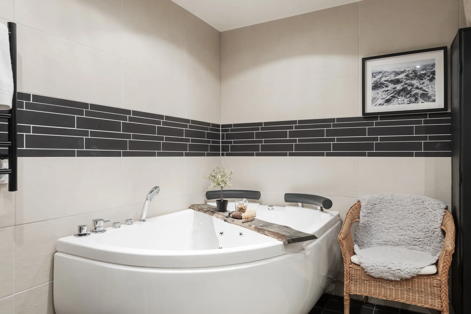 Villa, Oxelvägen 18, Mölnlycke - Skogen, Härryda