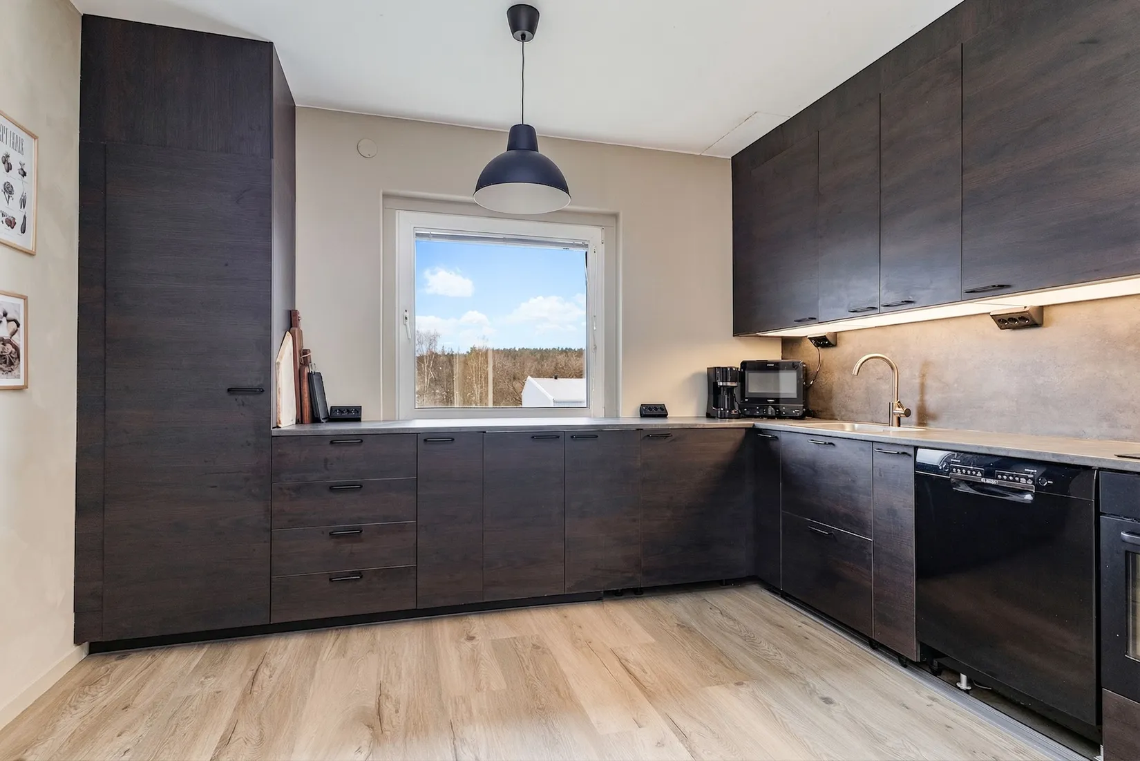 Bostadsrätt, Bergslagsvägen 119C, Kolsva, Köping