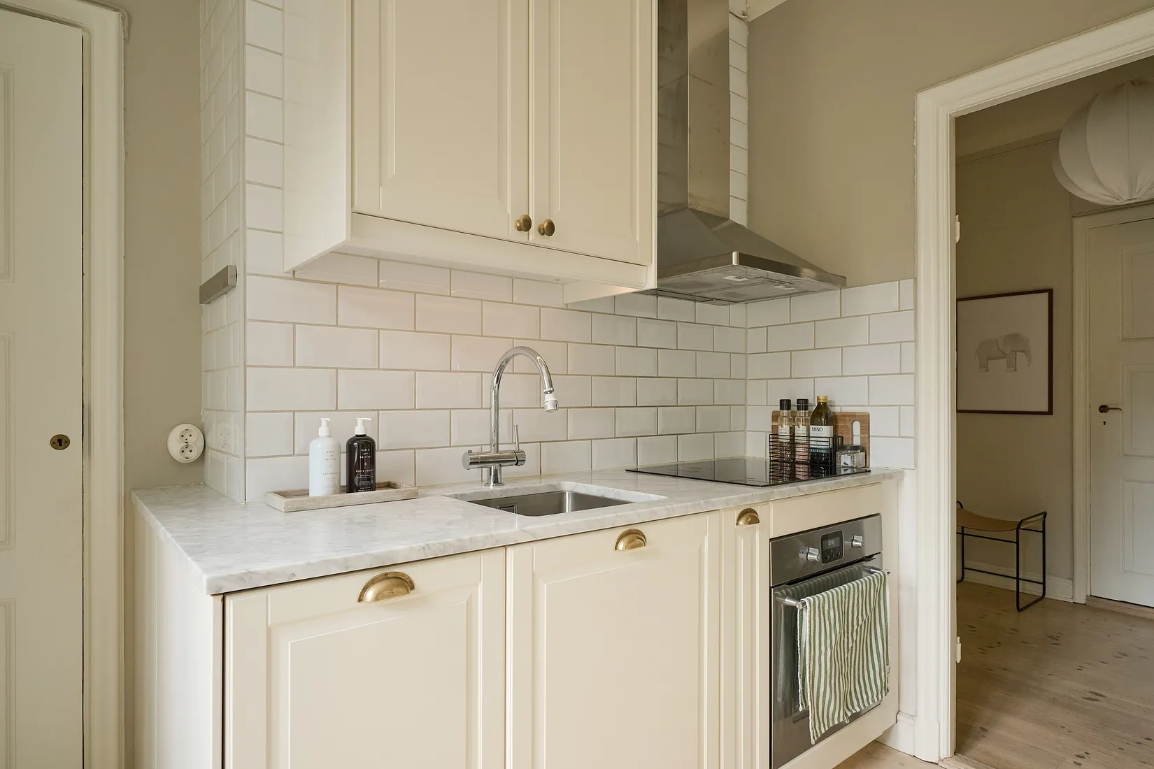 Bostadsrätt, Ynglingagatan 27, Vasastan, Stockholm