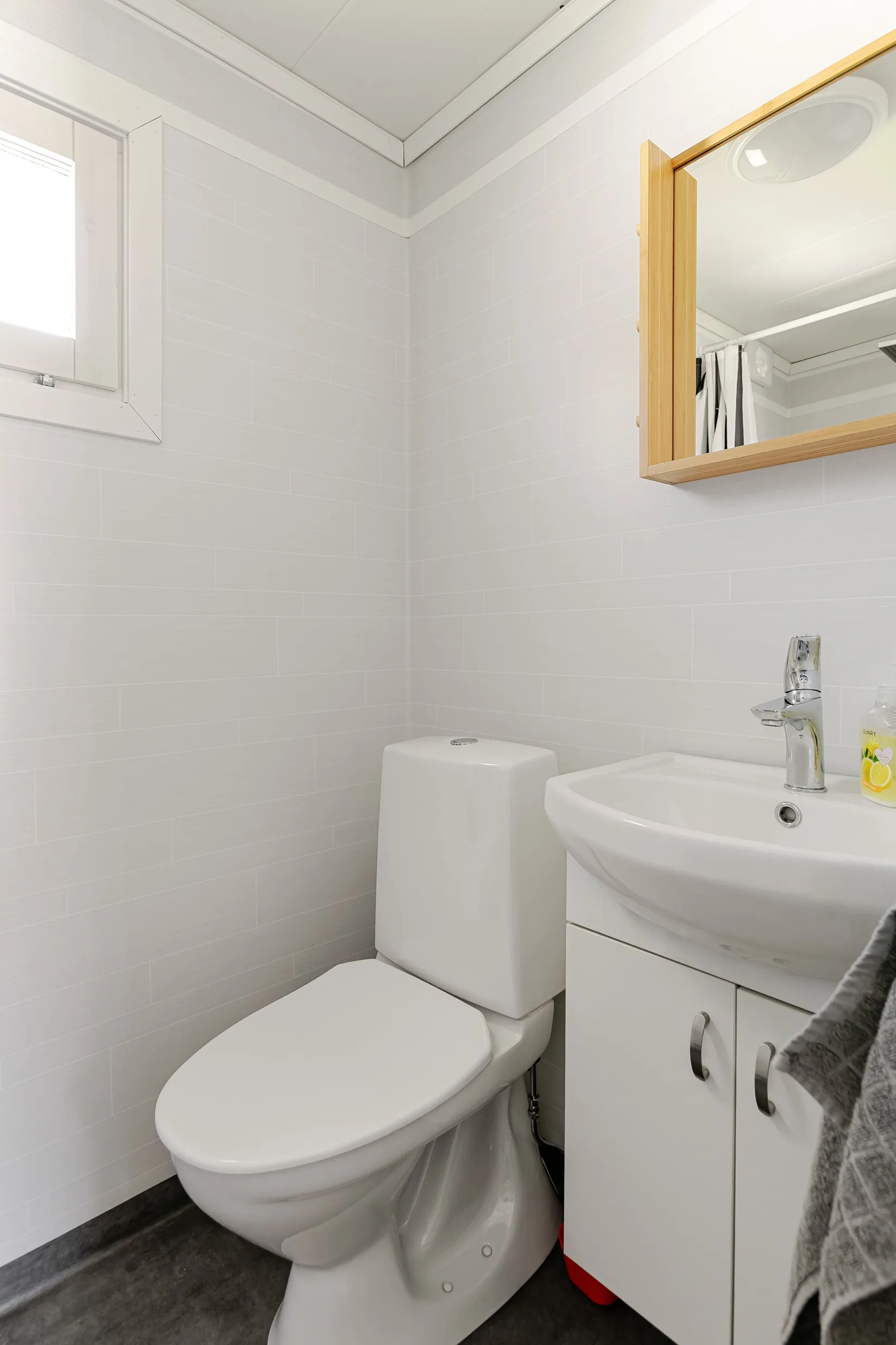 Fritidshus, Donnemilens stugområde tomt nr 6, Donnemilen, Vetlanda