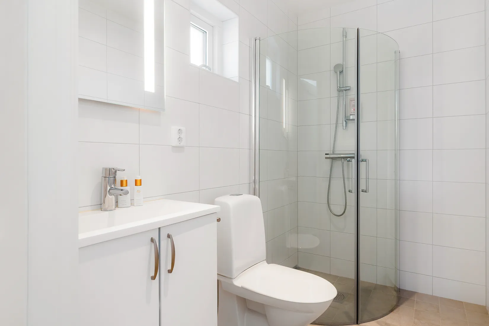 Bostadsrätt, Radhus, Torsby krokväg 2A, Torsby, Värmdö