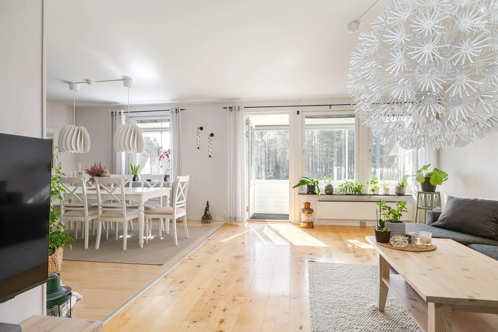 Villa, Radhus, Hemmansvägen 99, Bondsjöhöjden, Härnösand