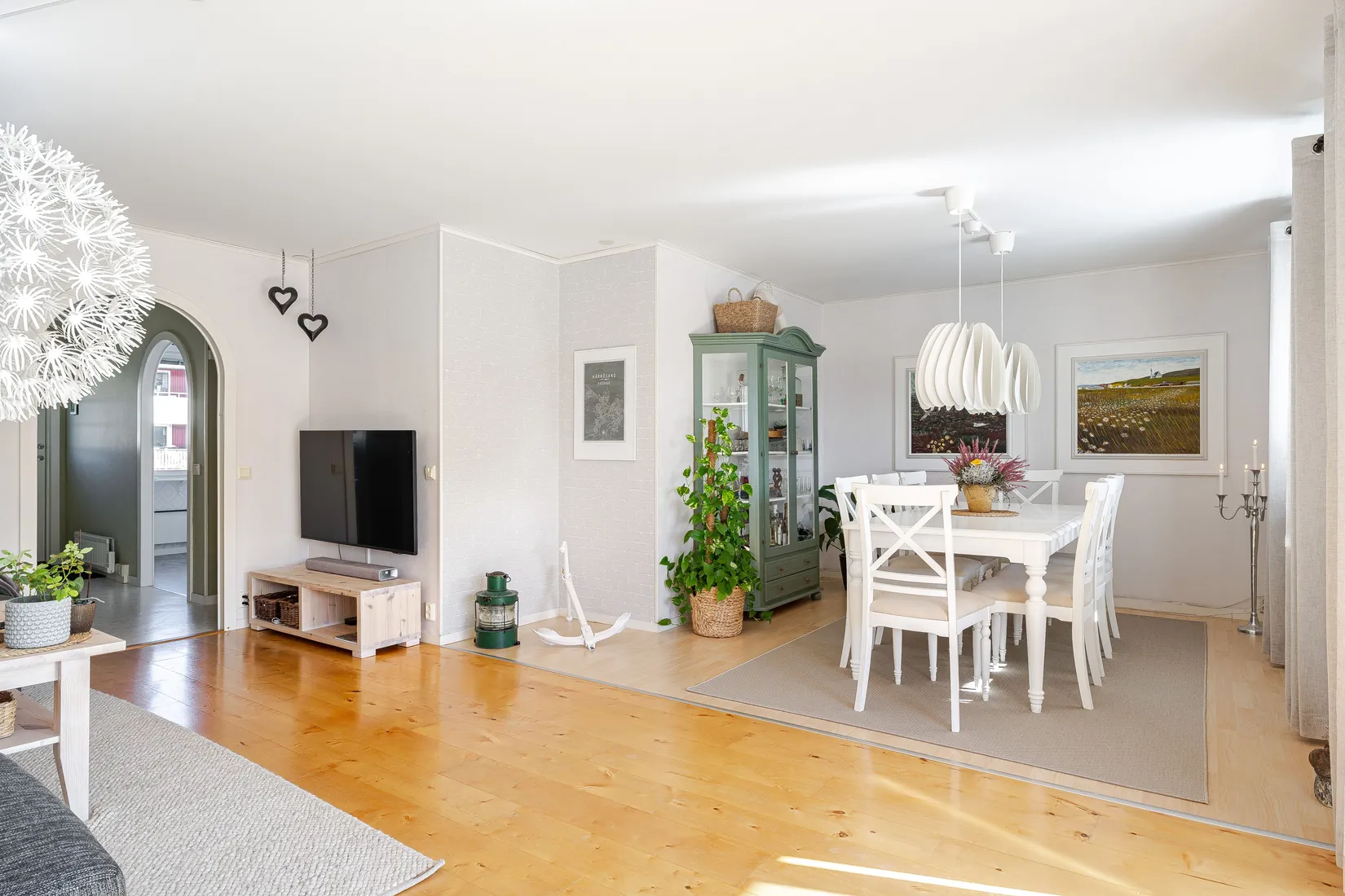 Villa, Radhus, Hemmansvägen 99, Bondsjöhöjden, Härnösand