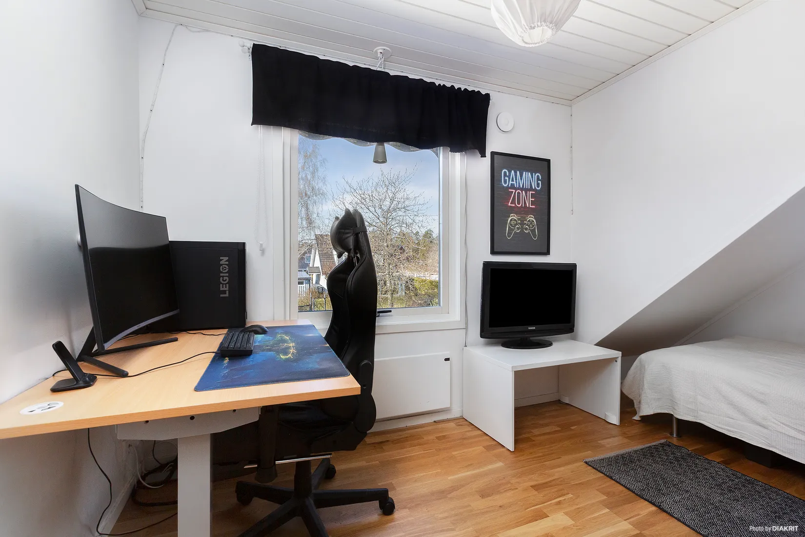 Villa, Radhus, Klövervägen 4, Viksjö, Järfälla