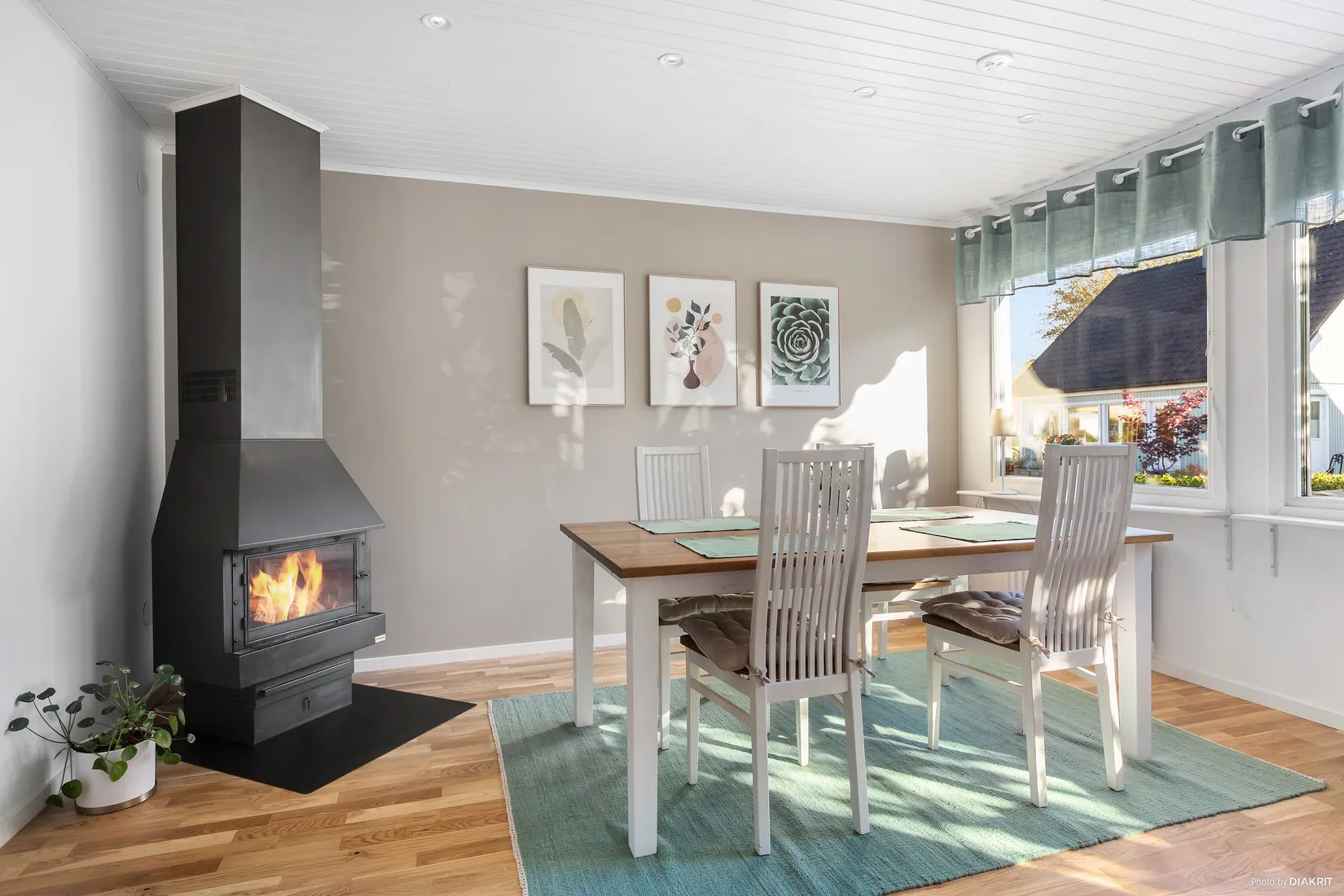 Villa, Radhus, Klövervägen 4, Viksjö, Järfälla