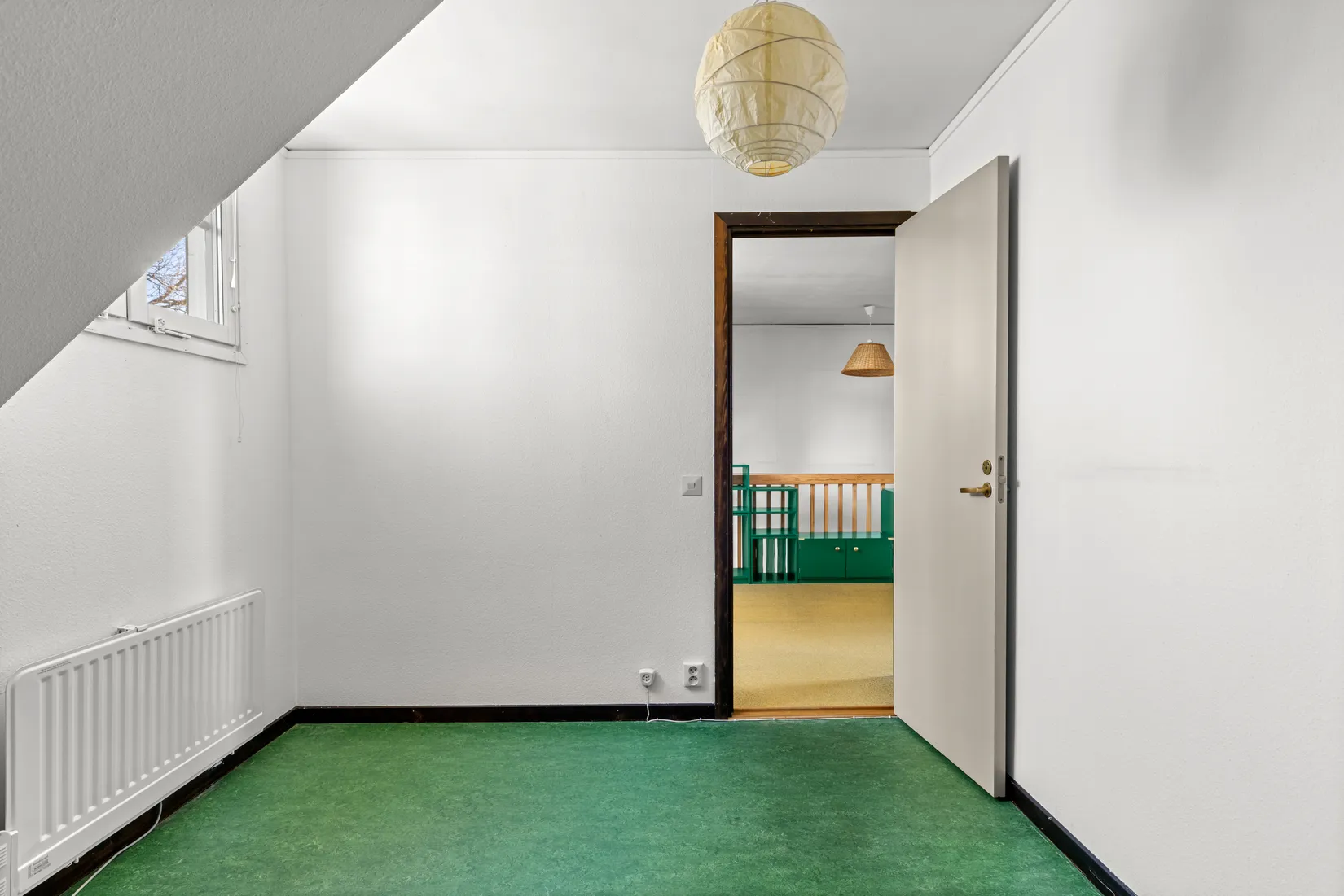 Villa, Radhus, Vårlöksvägen 17, Trollbäcken, Tyresö