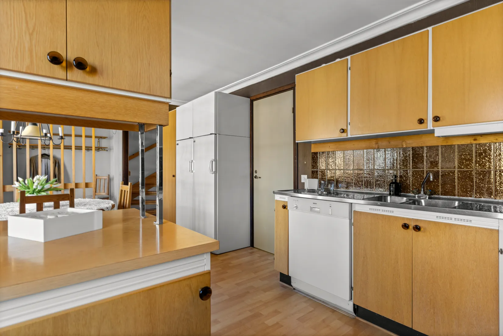 Villa, Radhus, Vårlöksvägen 17, Trollbäcken, Tyresö