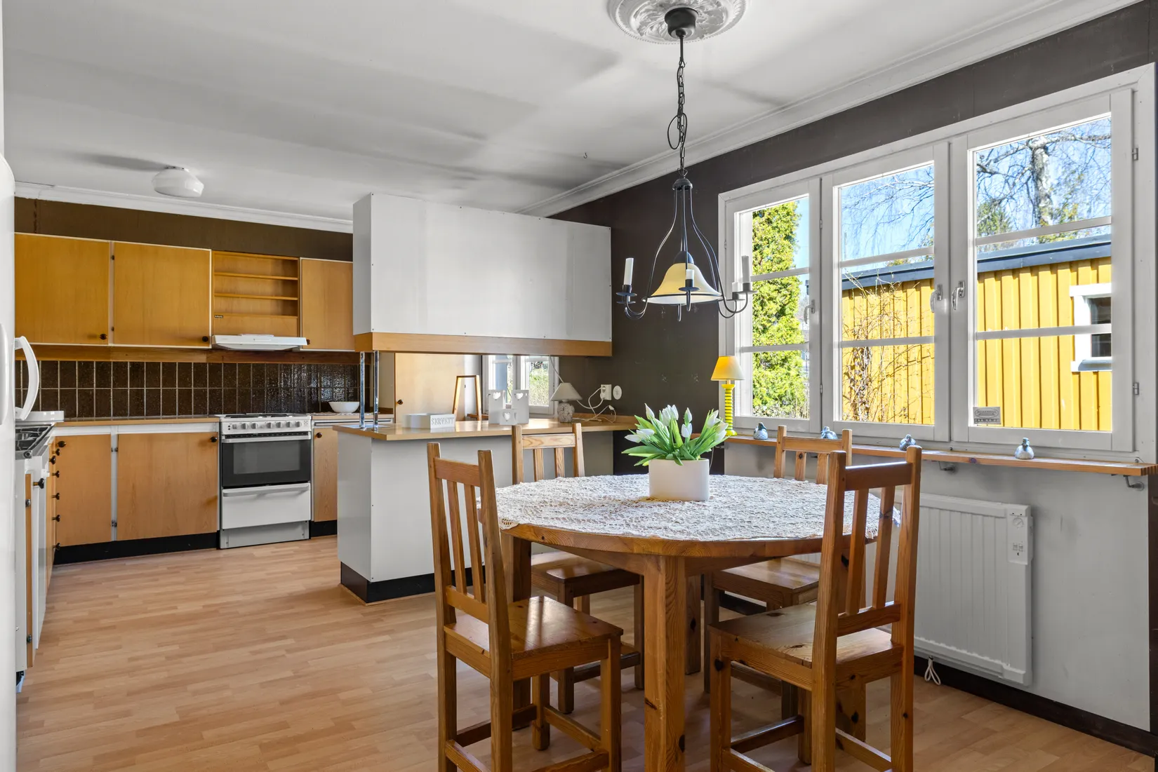 Villa, Radhus, Vårlöksvägen 17, Trollbäcken, Tyresö