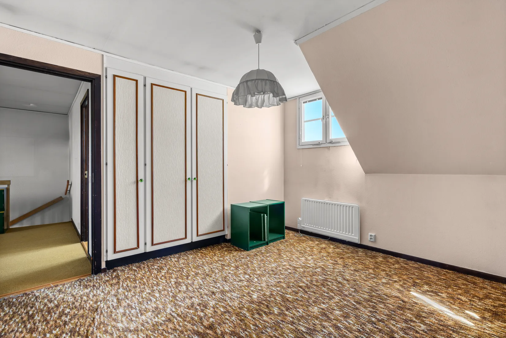 Villa, Radhus, Vårlöksvägen 17, Trollbäcken, Tyresö