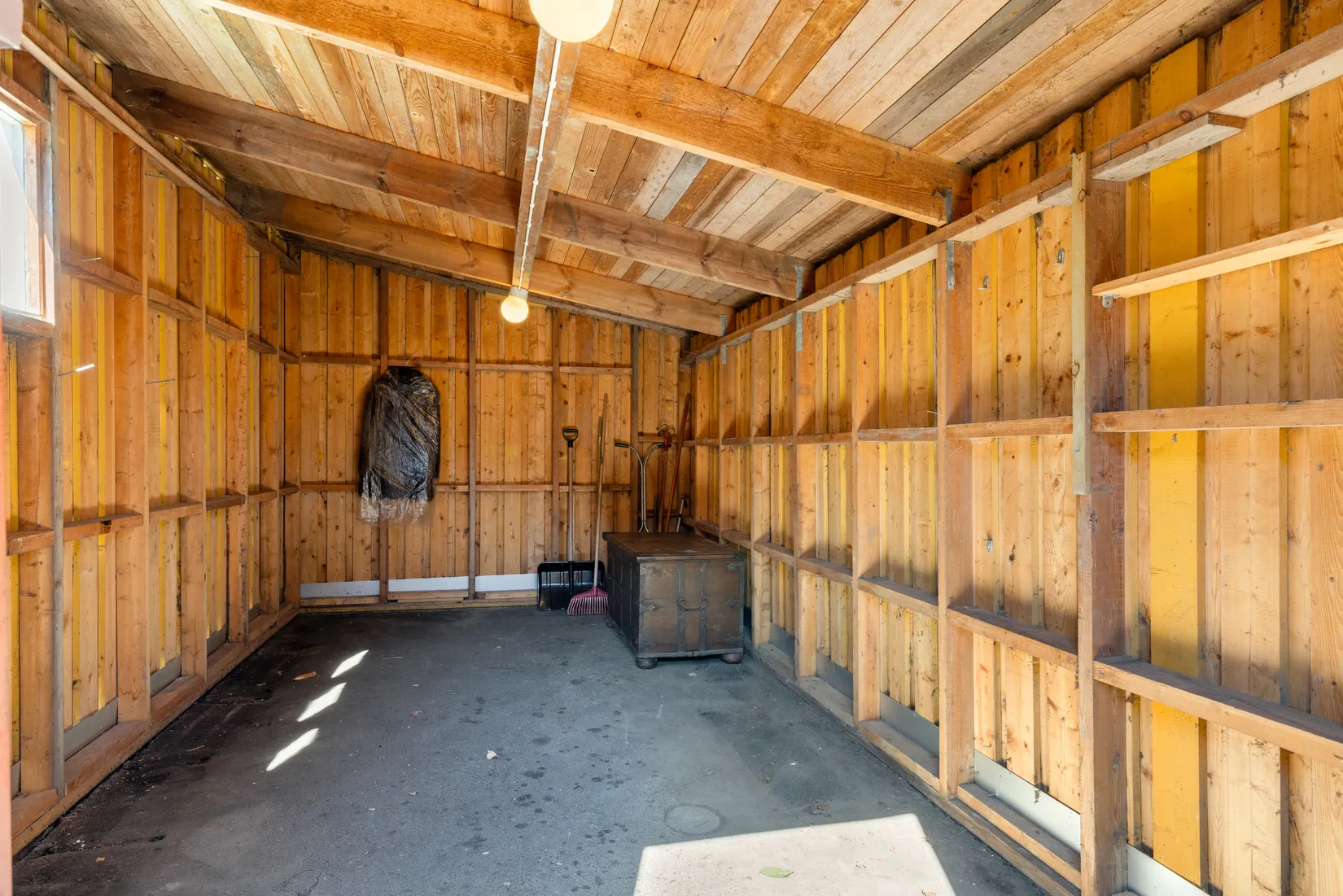 Villa, Radhus, Vårlöksvägen 17, Trollbäcken, Tyresö