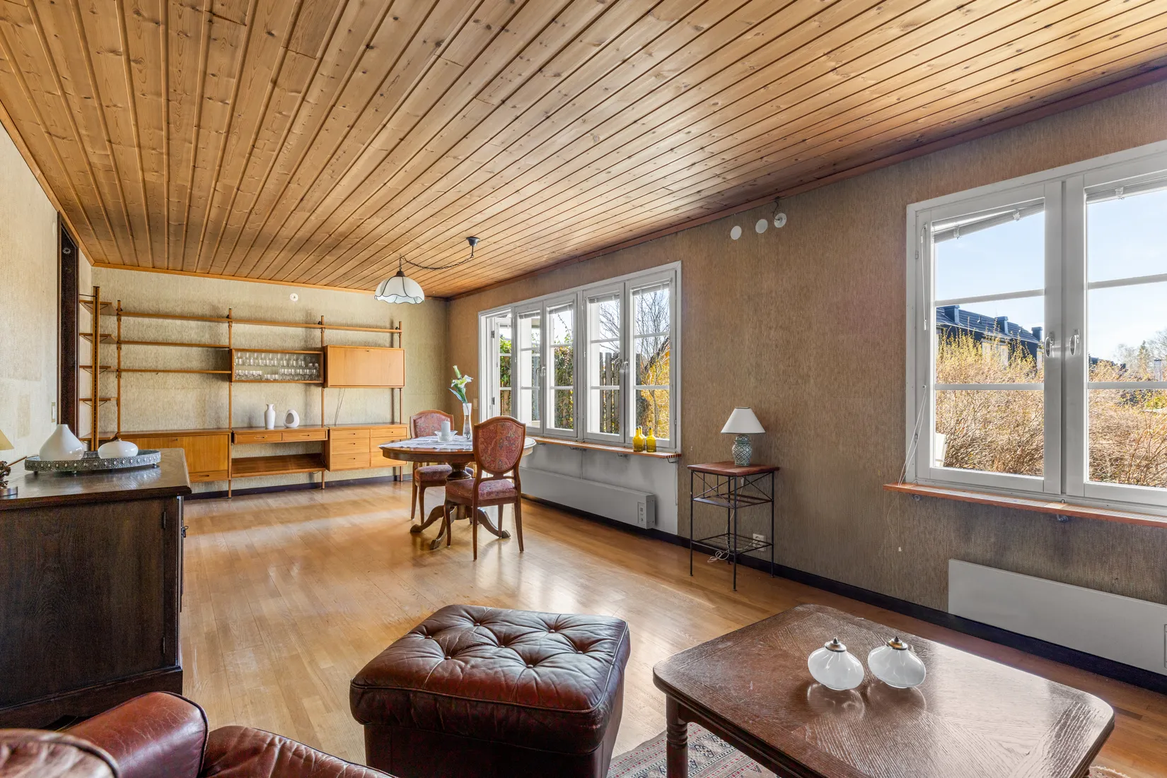 Villa, Radhus, Vårlöksvägen 17, Trollbäcken, Tyresö