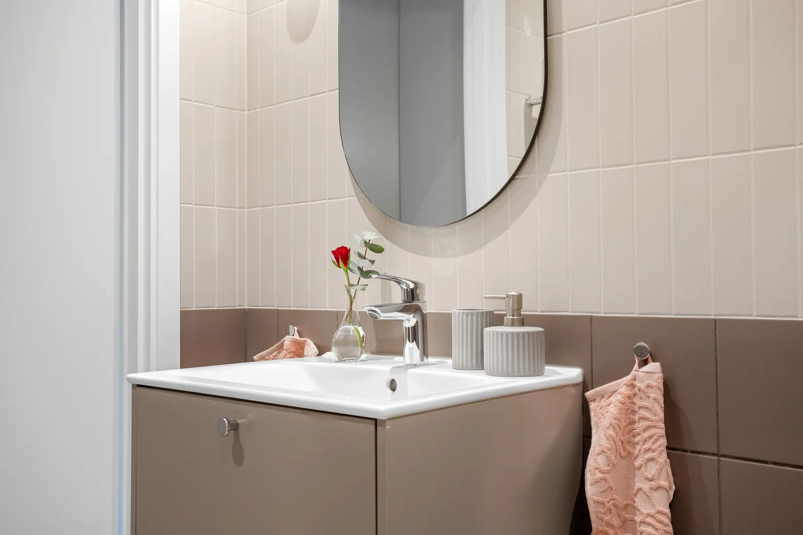 Bostadsrätt, Radhus, Idunslingan 15, Skälby, Järfälla