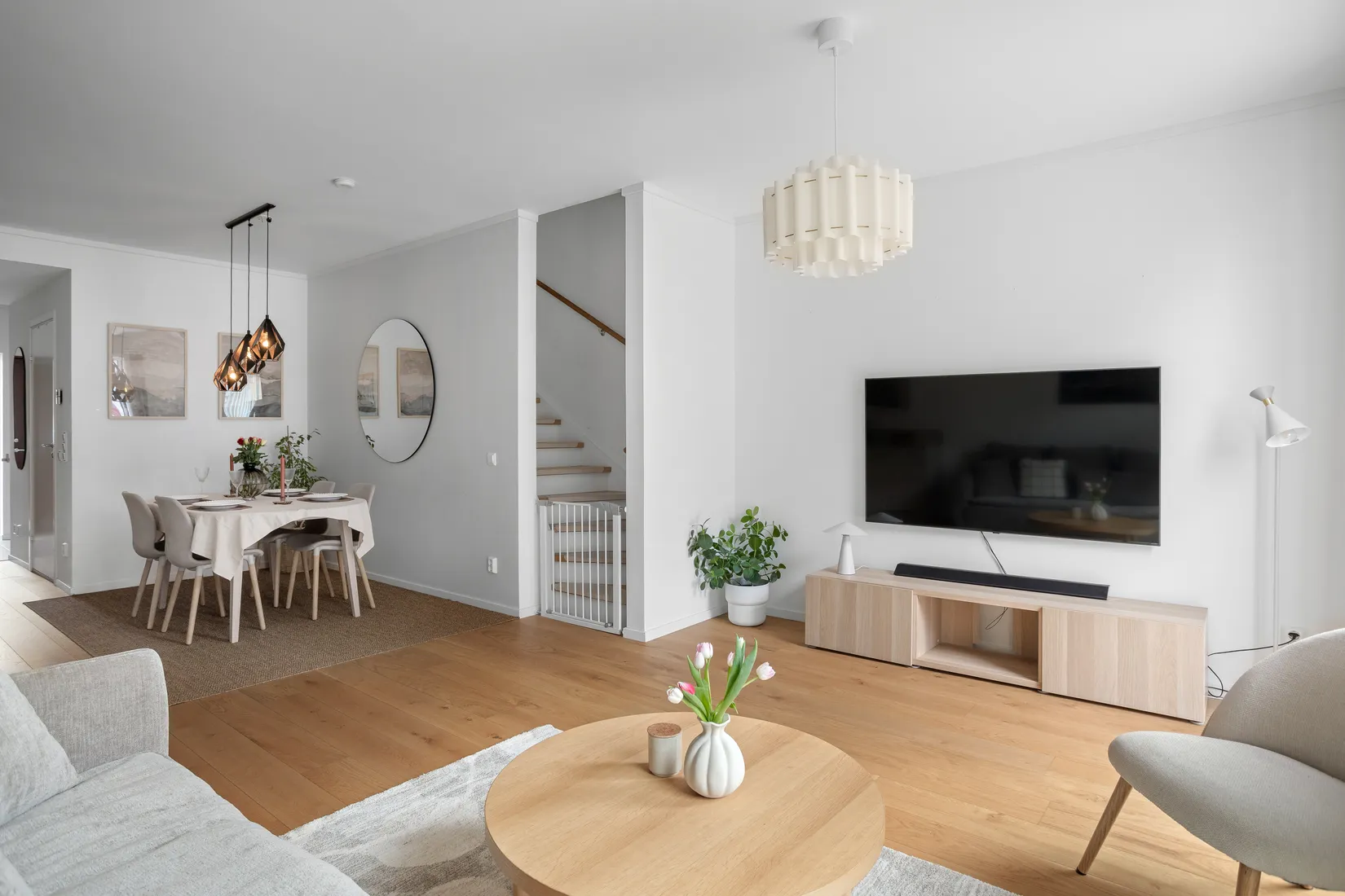 Bostadsrätt, Radhus, Idunslingan 15, Skälby, Järfälla