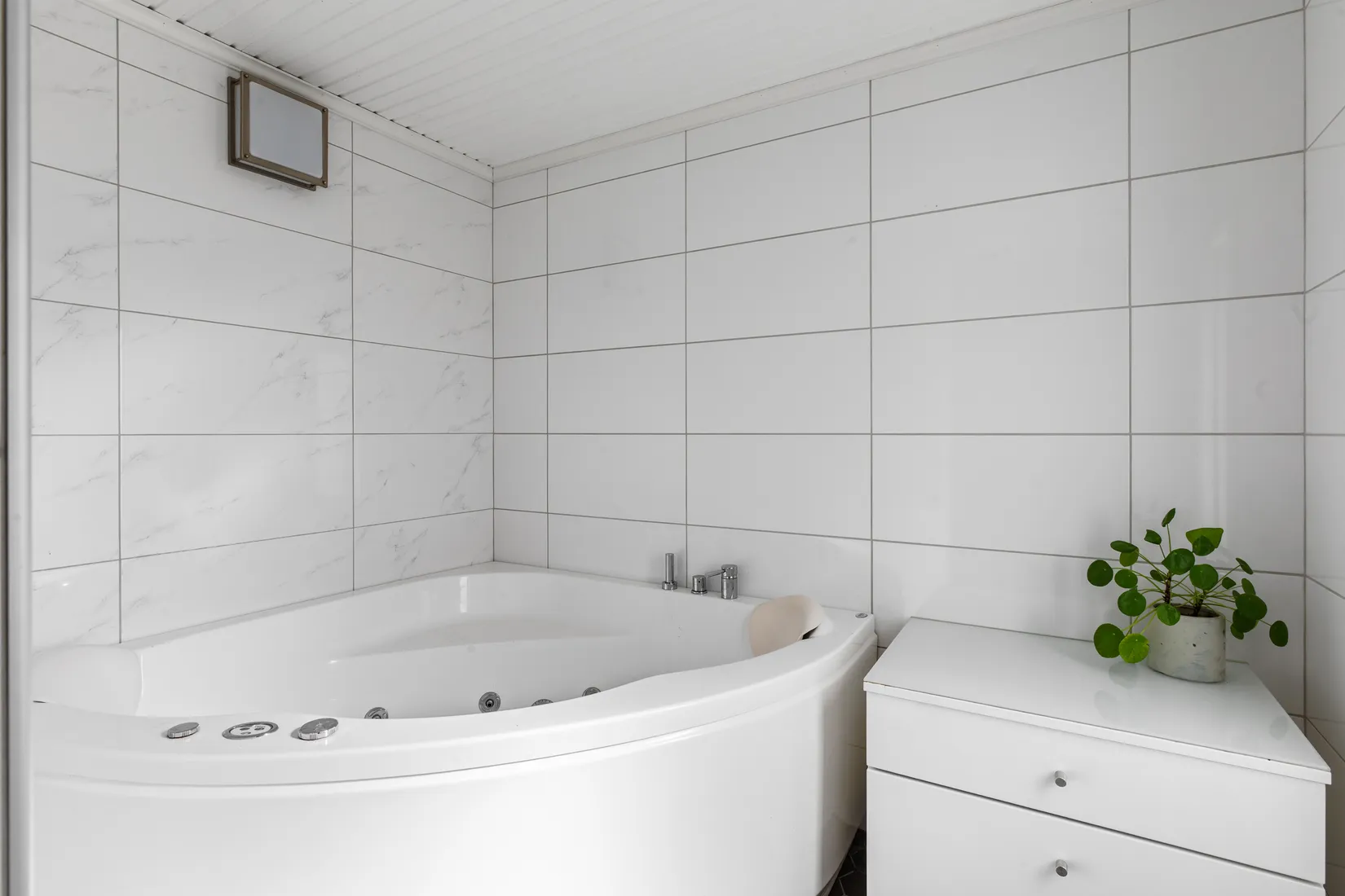 Villa, Konvojvägen 19, Alnö - Vi, Sundsvall