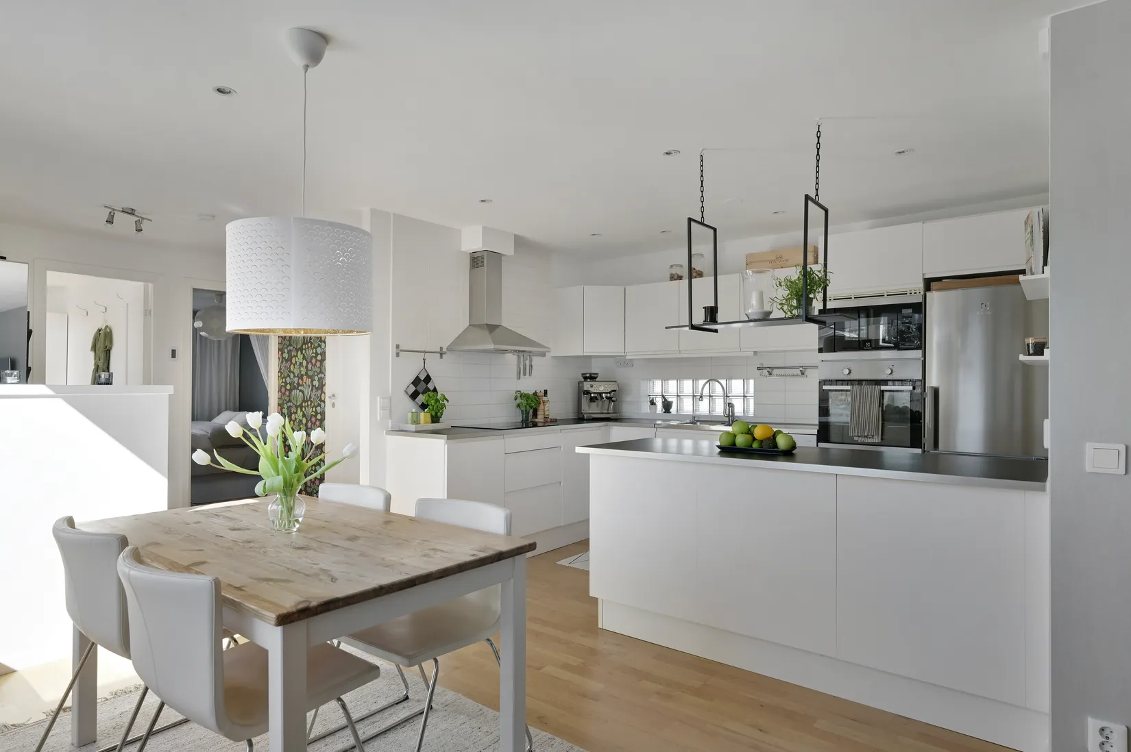 Villa, Radhus, Kastargränd 16, Ekerö Hummelvreten, Ekerö