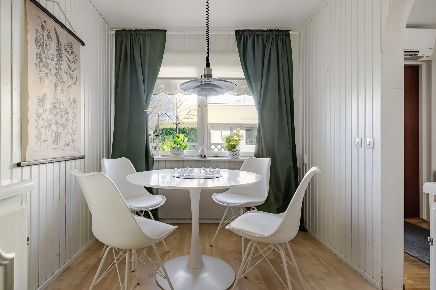 Radhus, Trumpetvägen 107, Slagsta, Eskilstuna