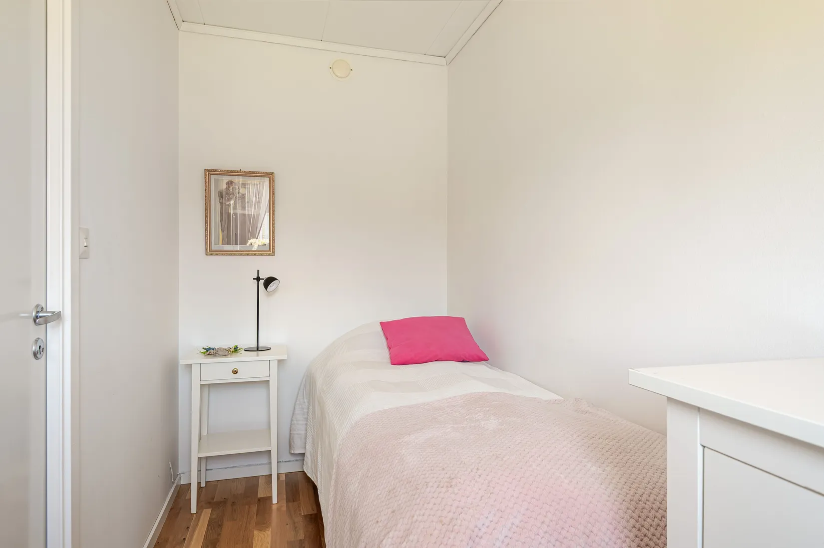 Villa, Radhus, Riddarängsvägen 21I, Mantorp, Mjölby