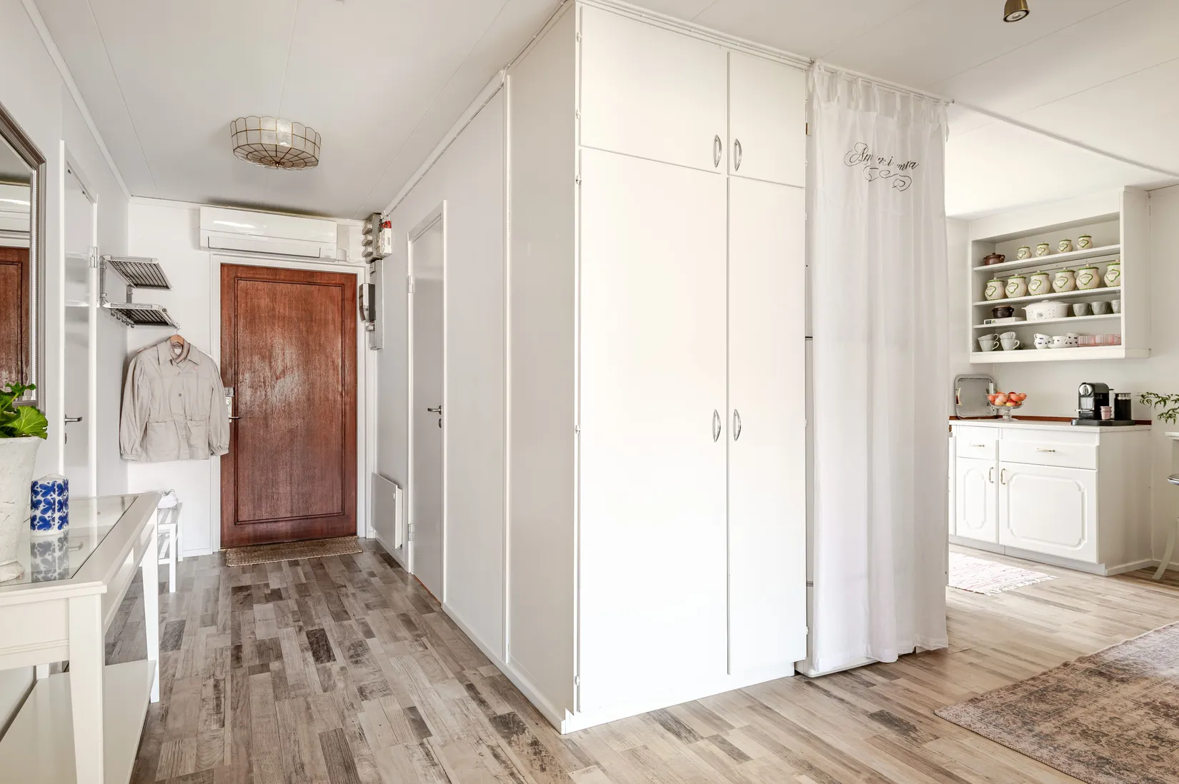 Villa, Radhus, Riddarängsvägen 21I, Mantorp, Mjölby