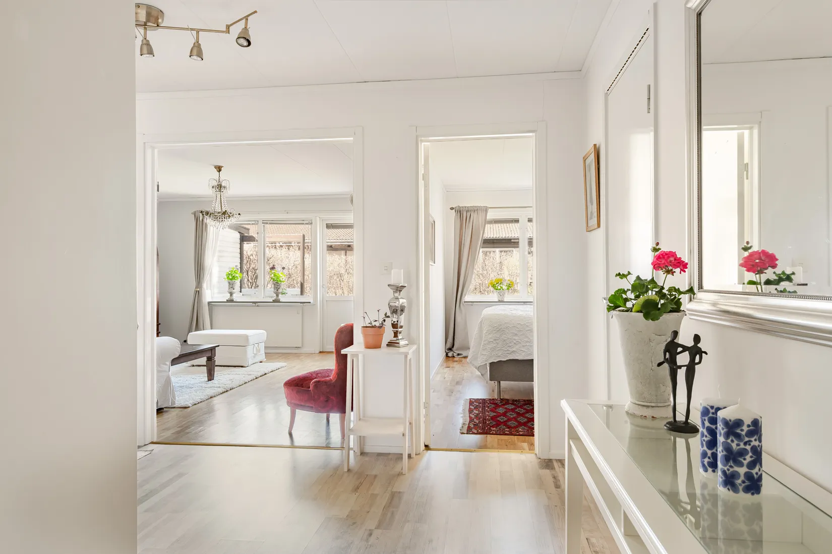 Villa, Radhus, Riddarängsvägen 21I, Mantorp, Mjölby