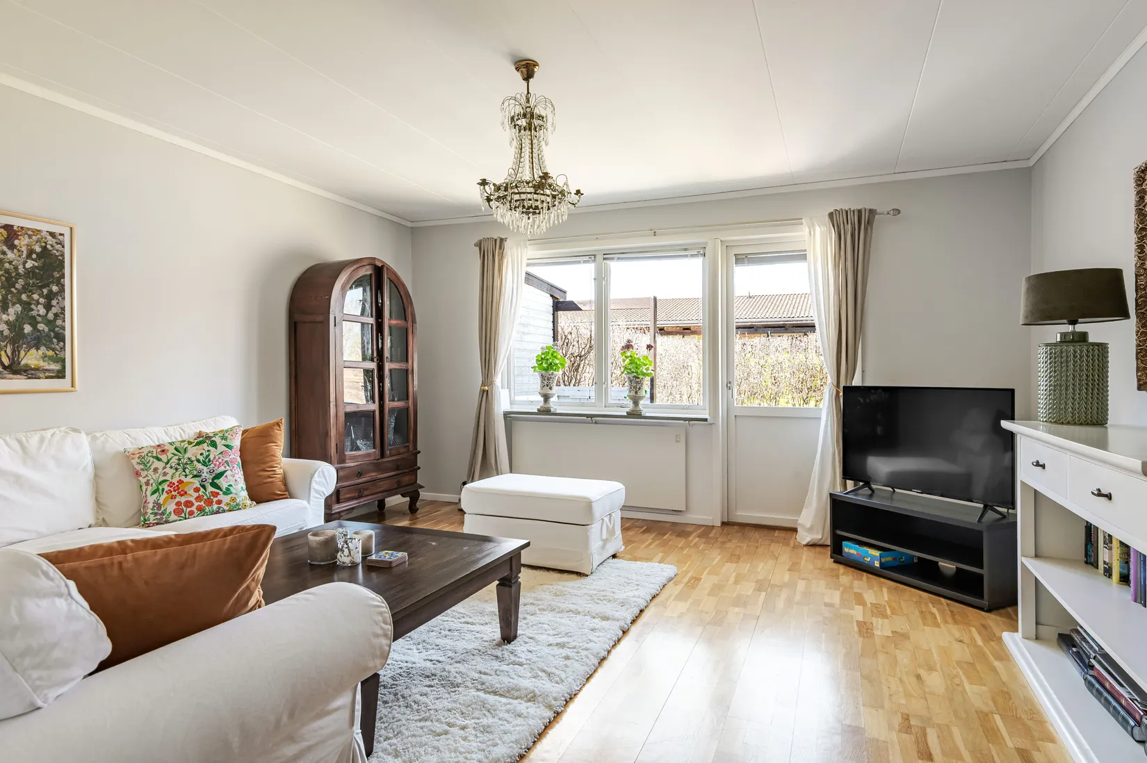 Villa, Radhus, Riddarängsvägen 21I, Mantorp, Mjölby