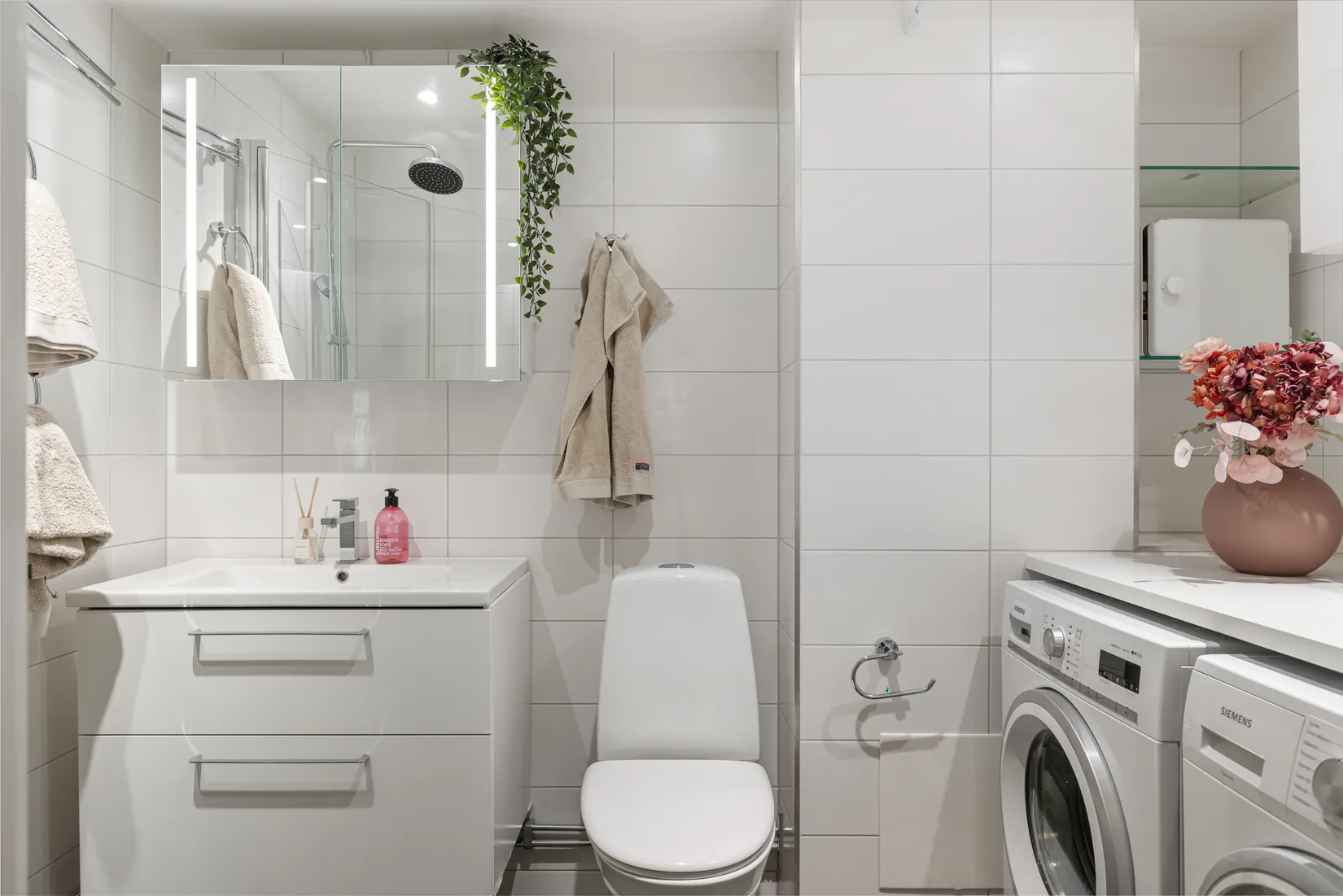 Bostadsrätt, Radhus, Björnspinnarvägen 131, Myrängen, Huddinge