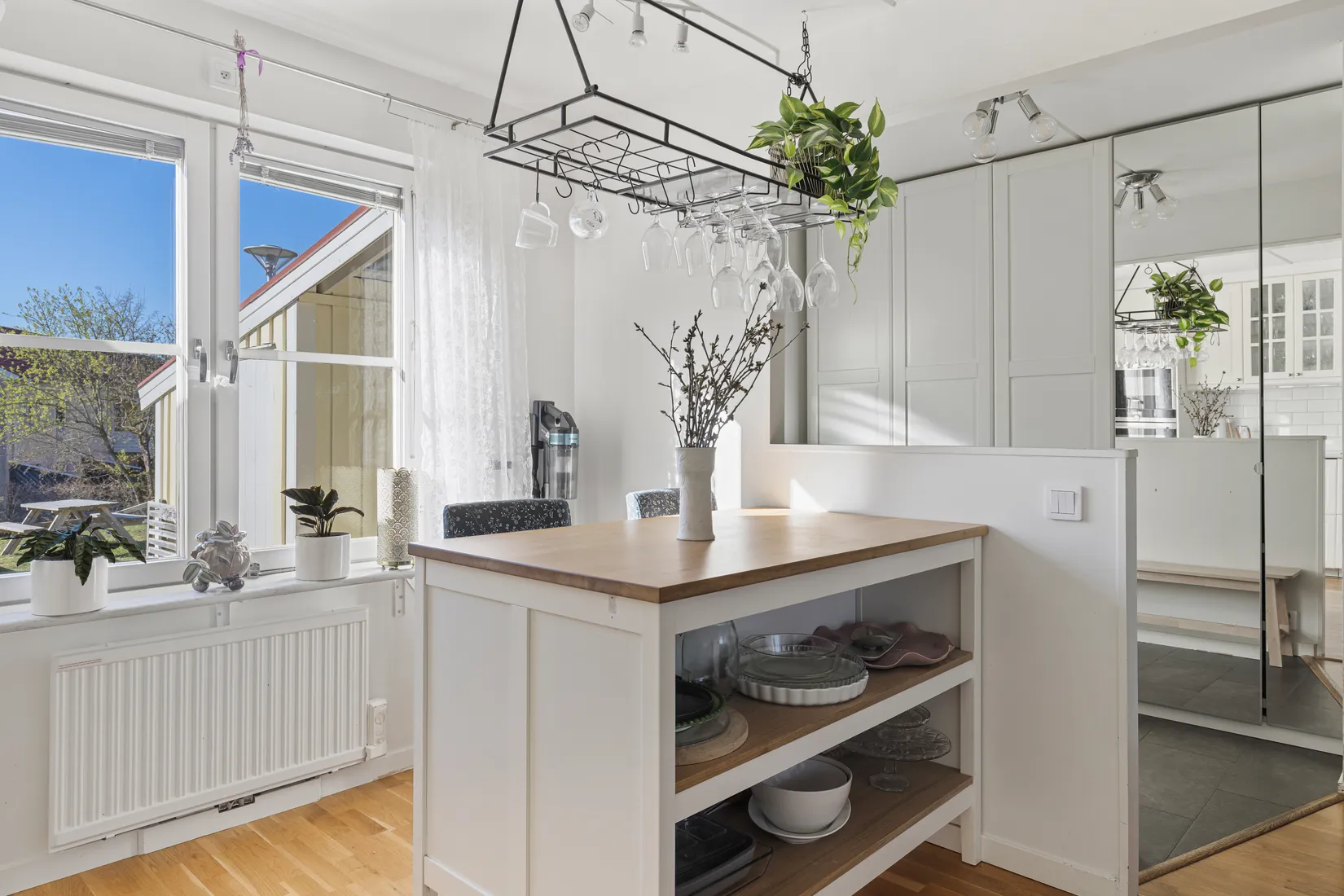 Bostadsrätt, Radhus, Björnspinnarvägen 131, Myrängen, Huddinge